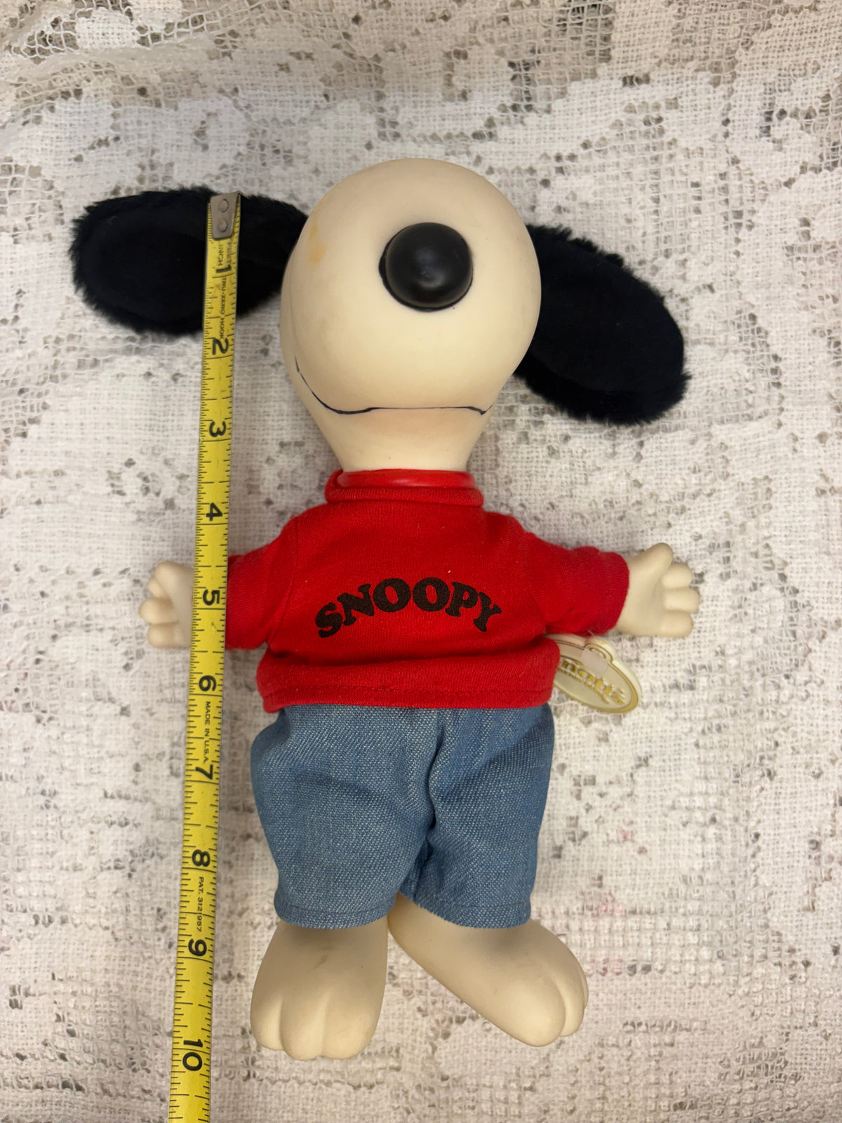 Vintage Knott’s Berry Farm Snoopy plush