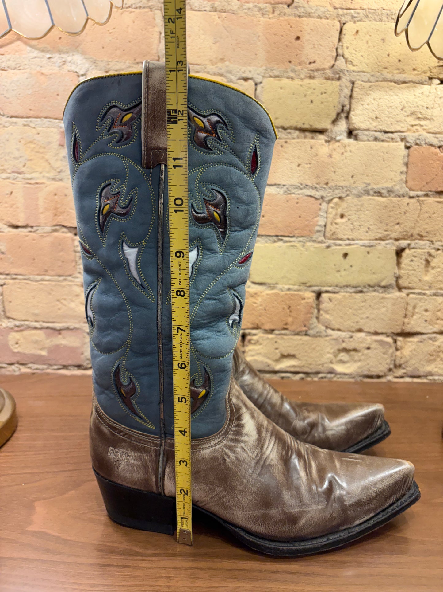 FRYE Tooled Inlaid Snip-toe Cowboy Boots 6
