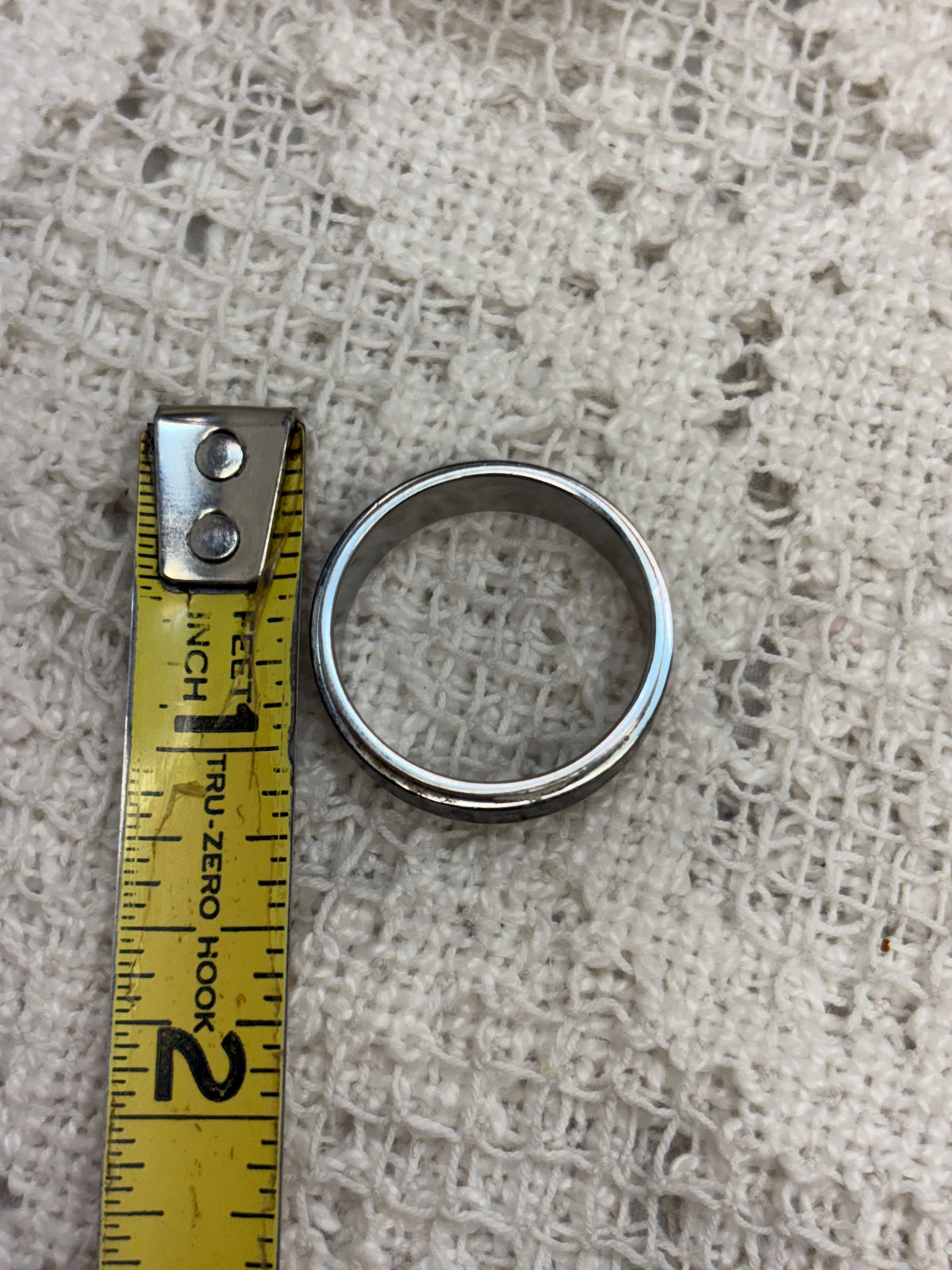 Cross design Men’s sized 13 ring