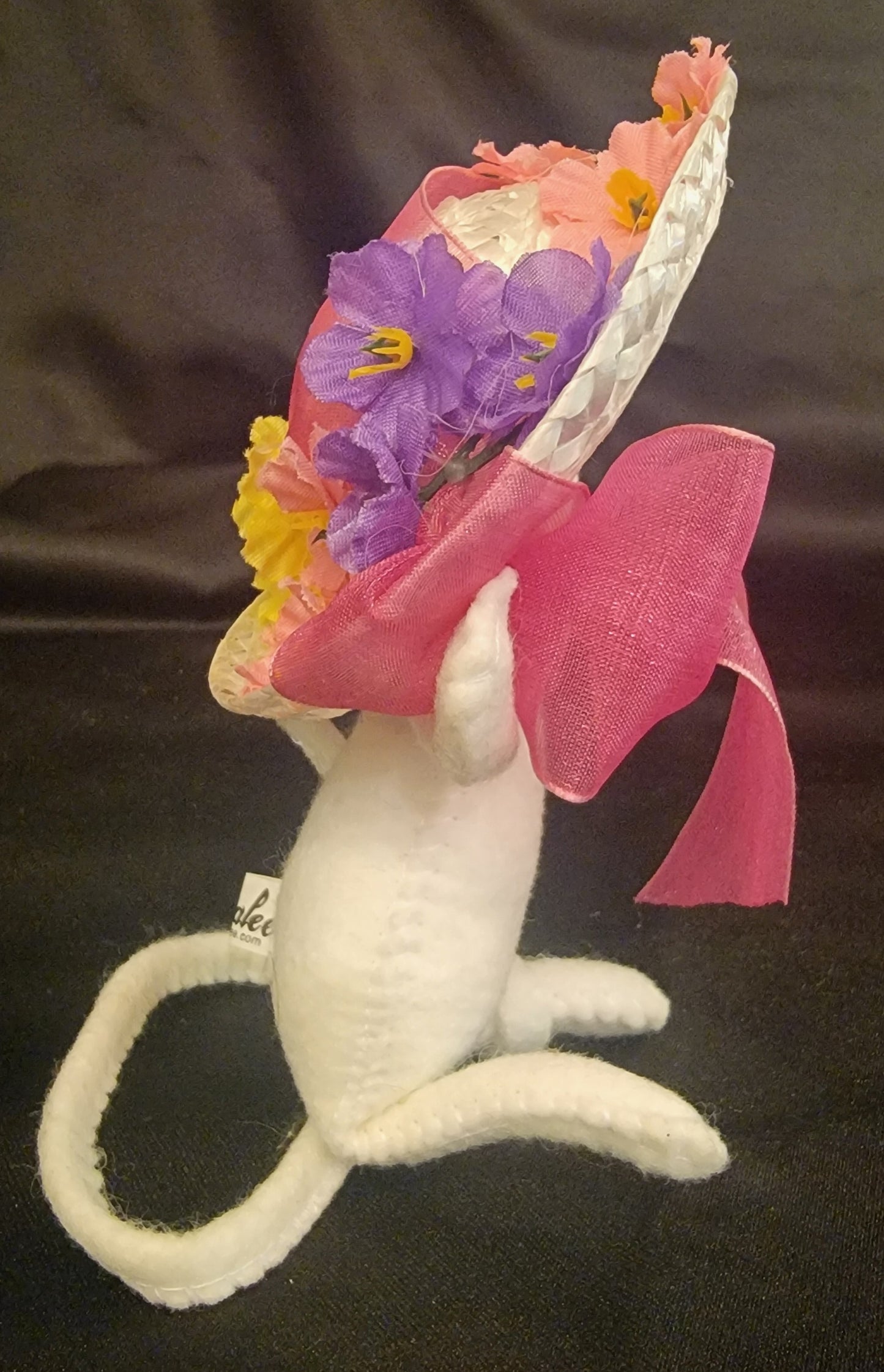 2014 Annalee Floral Bonnet Mouse Plush Doll