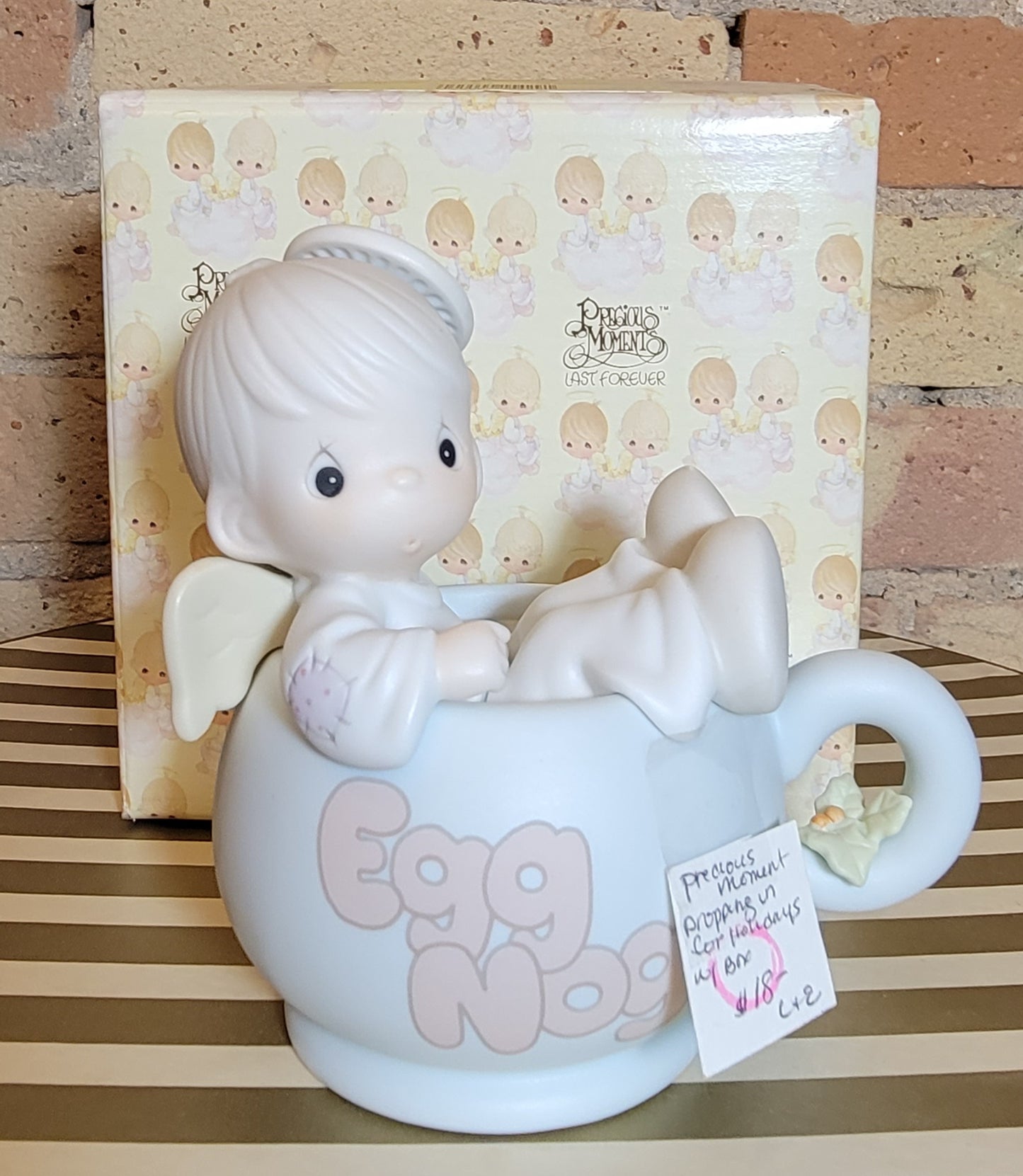 Precious Moments Dropping In For The Holidays