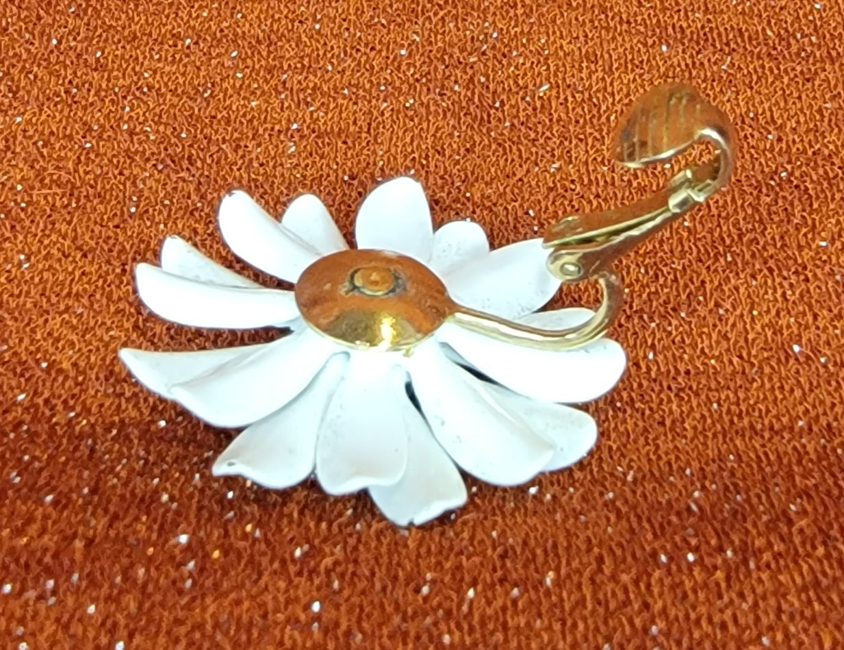 Emmons Vintage Enamel Black & White Retro Daisy Brooch And Clip Earrings