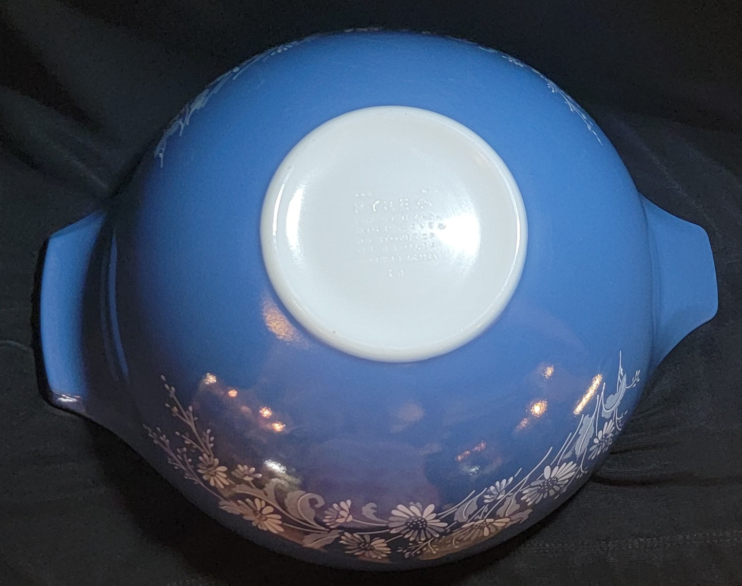 Vintage Pyrex Colonial Bowl Set