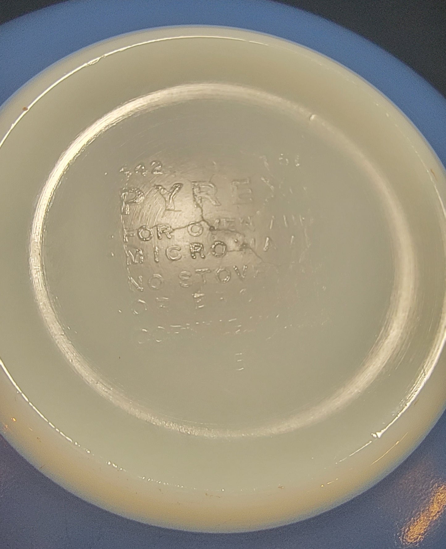 Vintage Pyrex Colonial Bowl Set