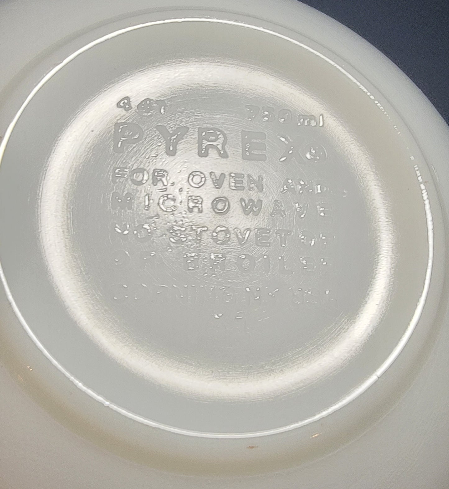 Vintage Pyrex Colonial Bowl Set