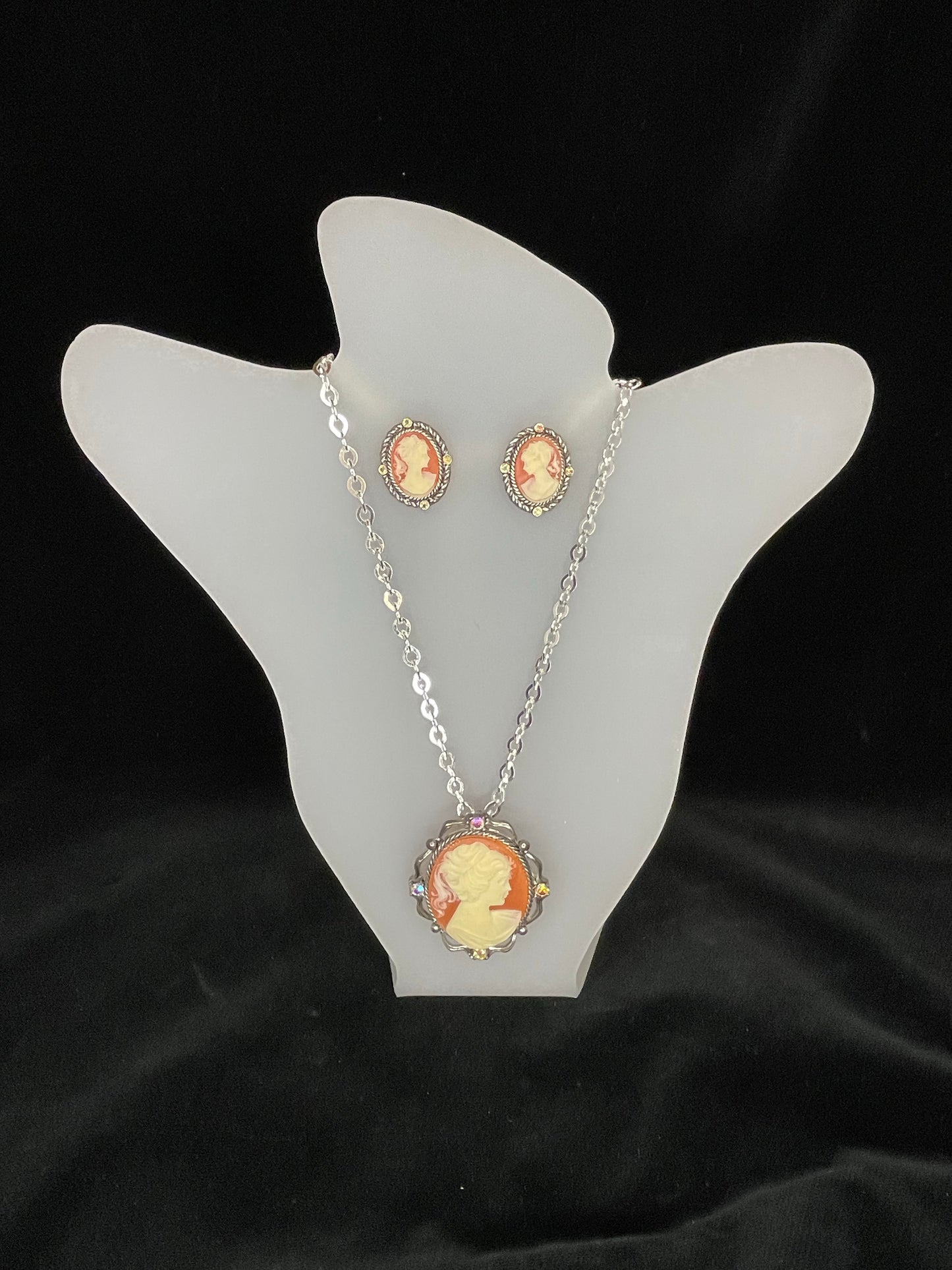 Cameo Necklace and Earing Set