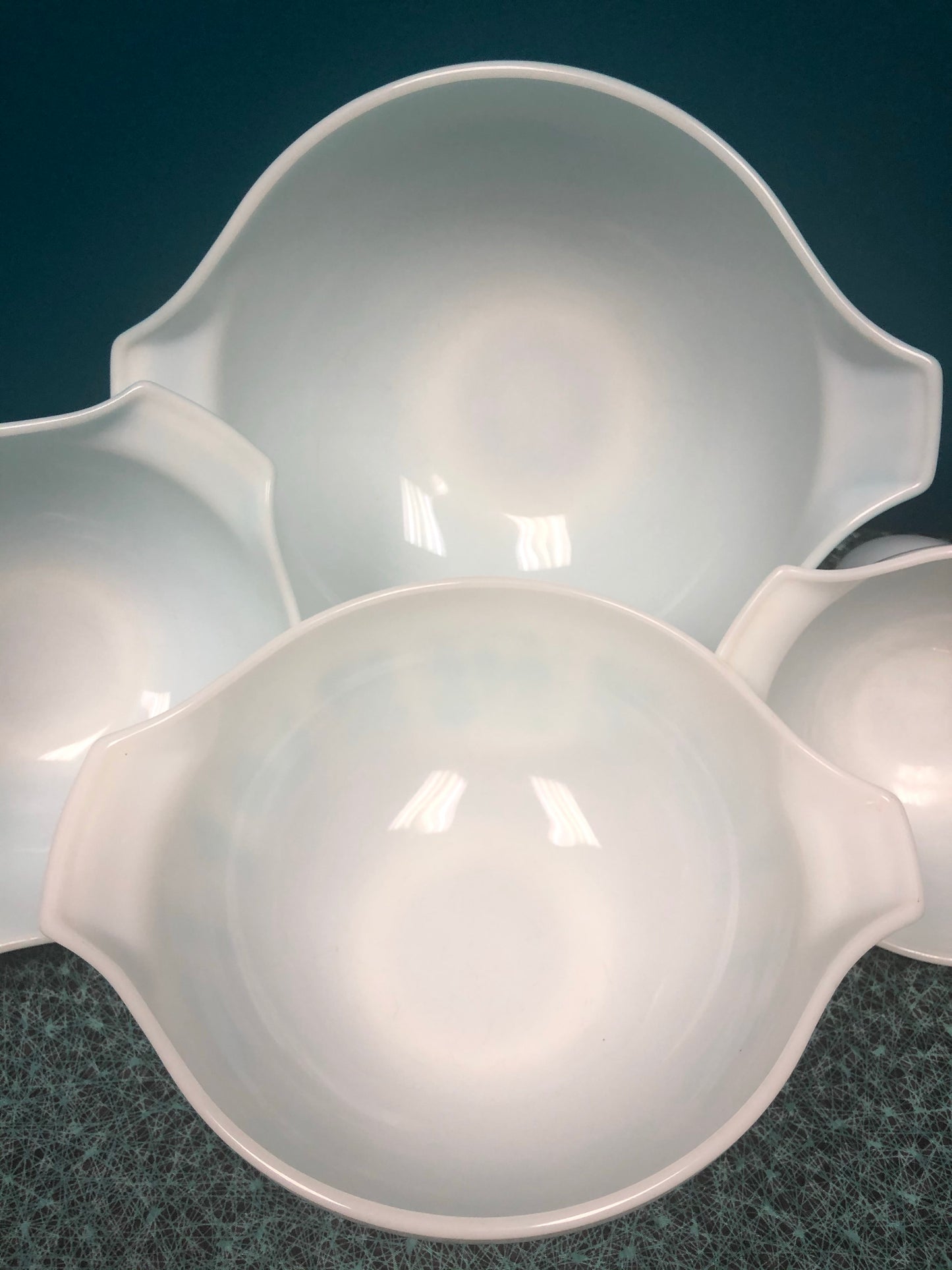 Vintage Set of 4 Pyrex Turquoise & White Butterprint Cinderella Mixing Bowls
