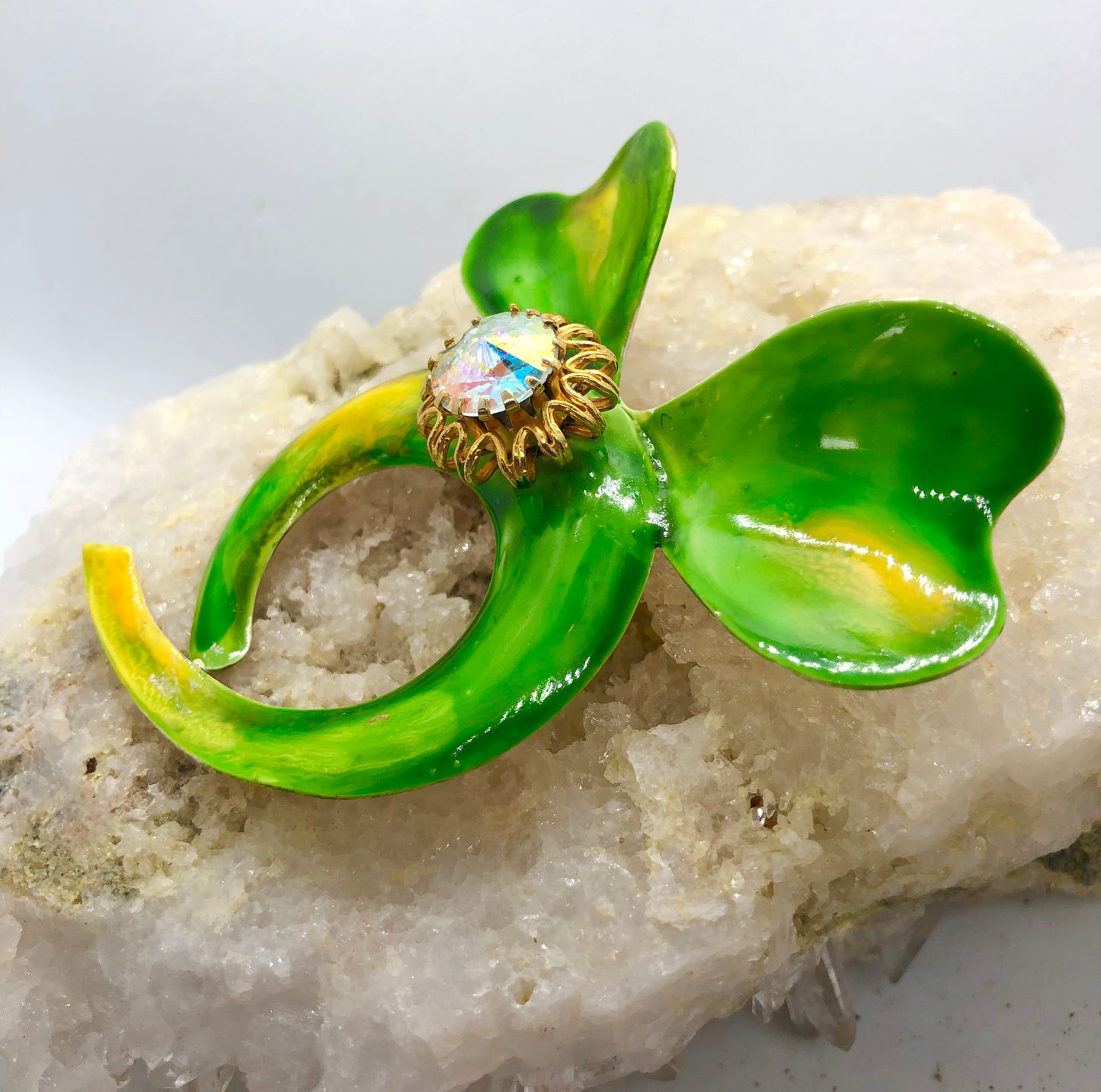 Vintage Signed Hattie Carnegie Large Retro Enamel & Rhinestone Bow Brooch