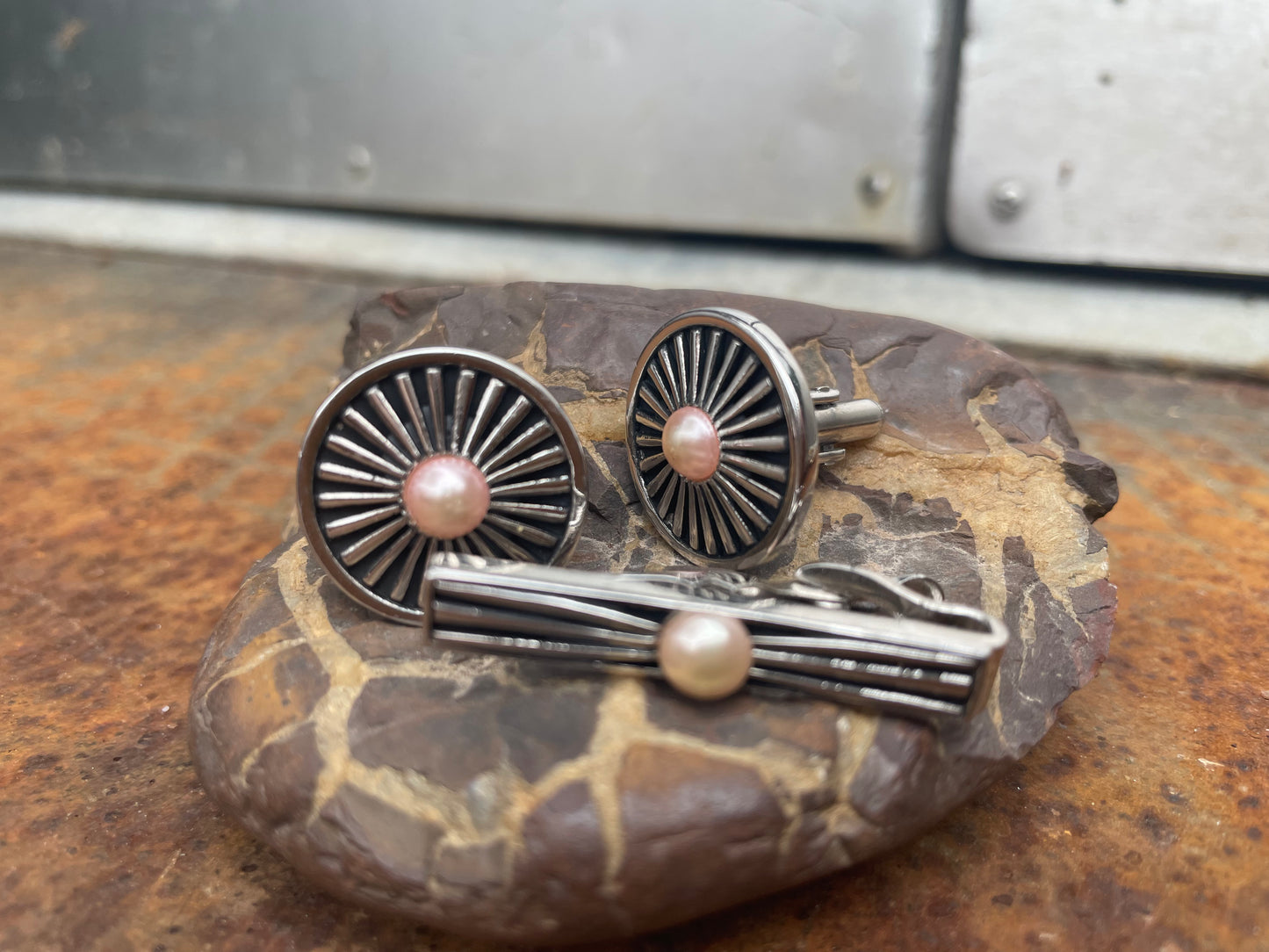Swank Pearl Cufflink & Tie Bar Set