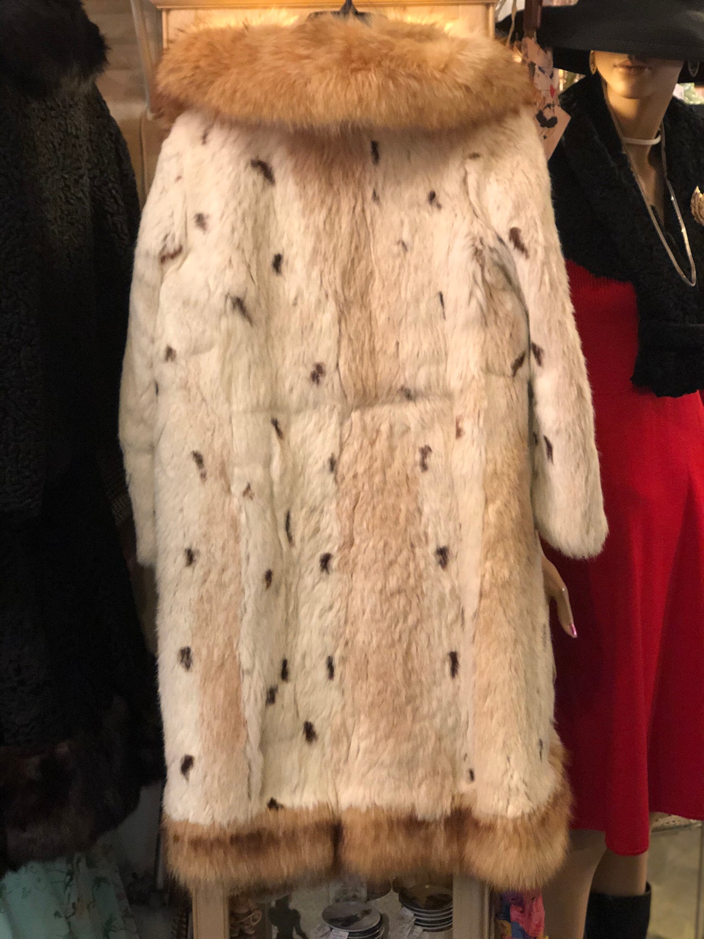 Vintage Spotted Lynx Fur Coat with Fox Fur Collar