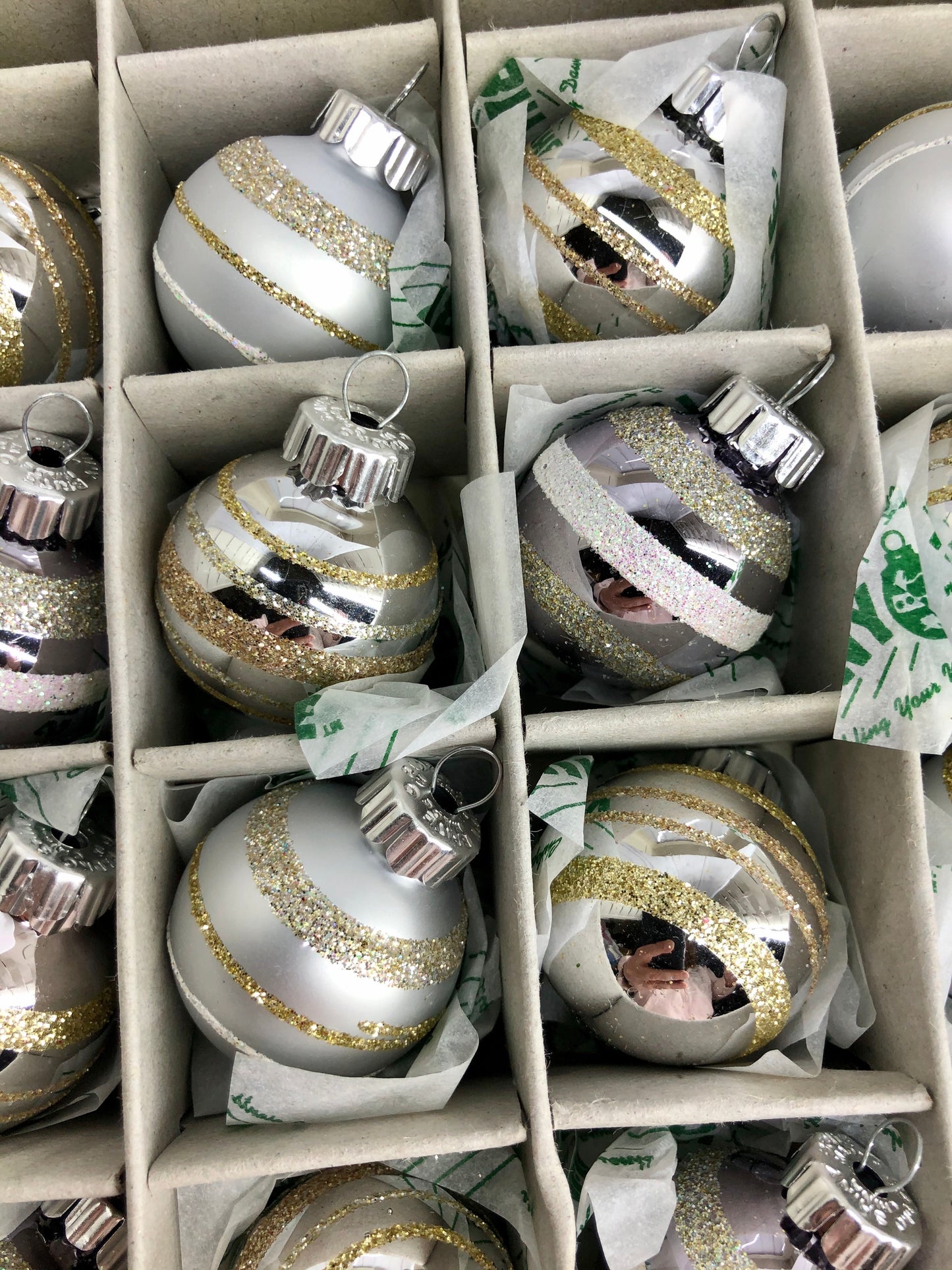 20 Christopher Radko Shiny Brite Nostalgic Silver Gold White Glass Ornaments Set