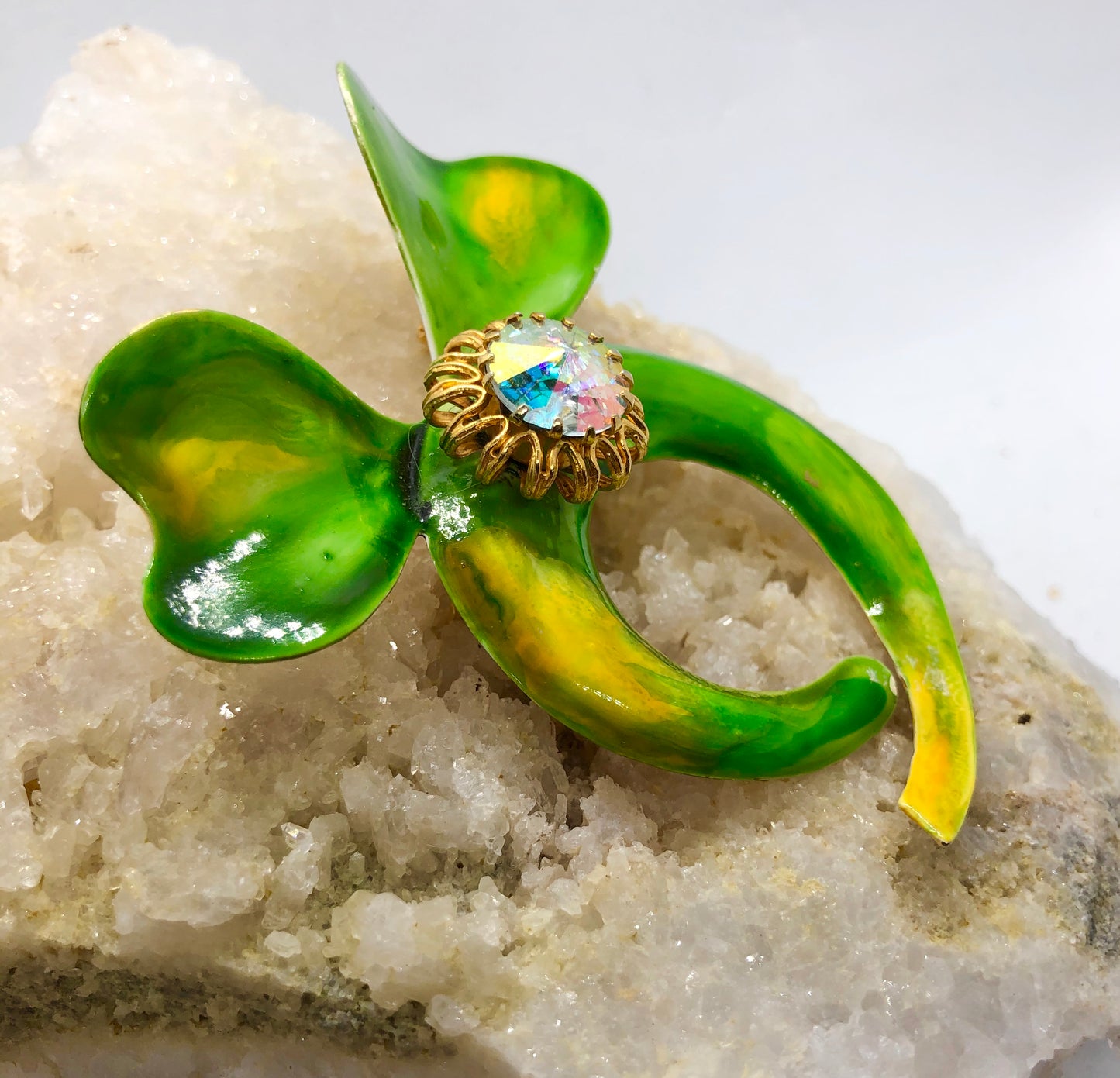 Vintage Signed Hattie Carnegie Large Retro Enamel & Rhinestone Bow Brooch