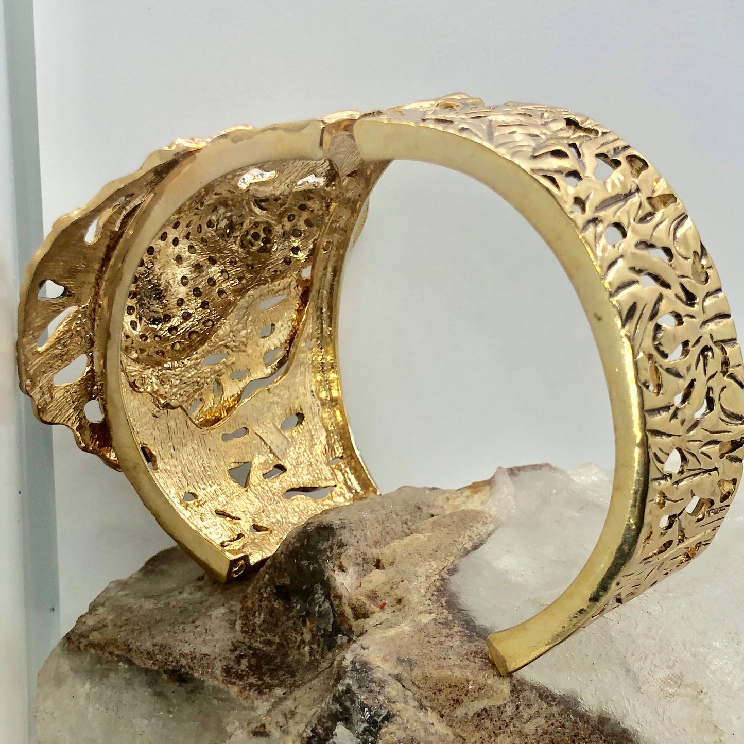 Vintage Rhinestone Lion Gold Tone Hinged Clamper Bracelet