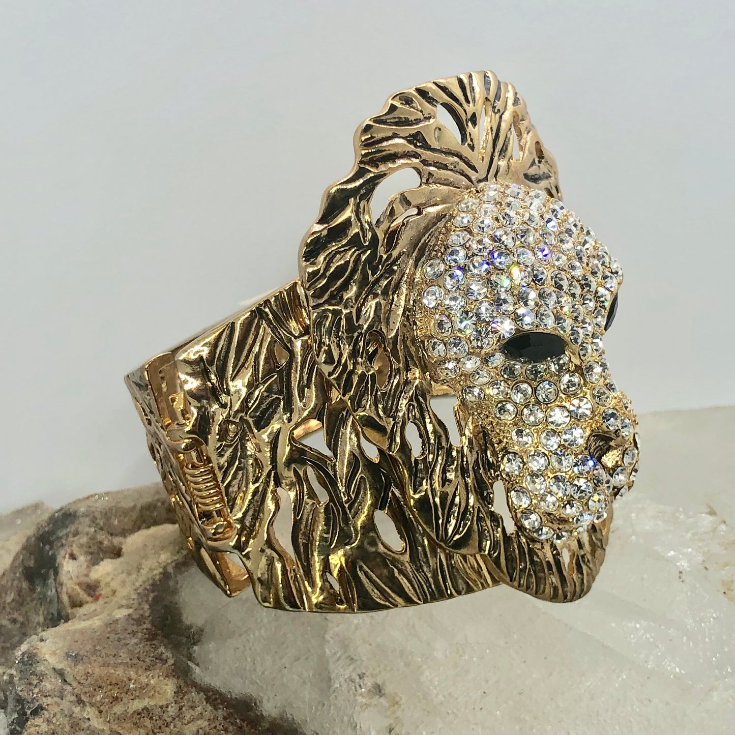 Vintage Rhinestone Lion Gold Tone Hinged Clamper Bracelet