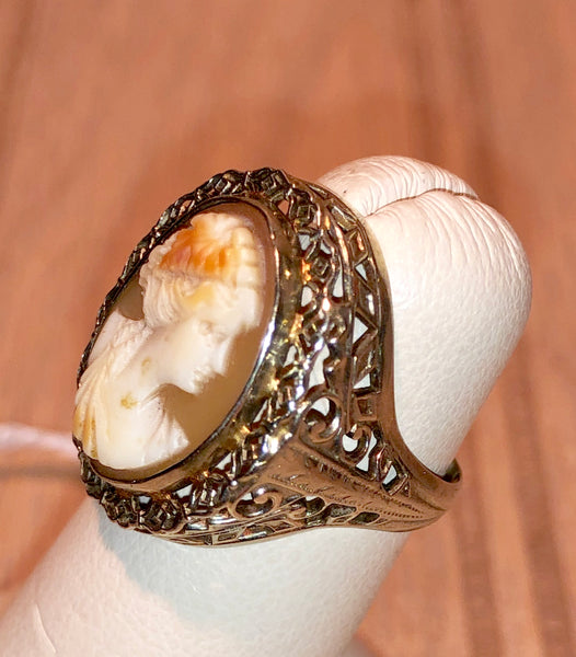 Art Deco 10k White Gold Vintage Carved Shell Cameo Ring