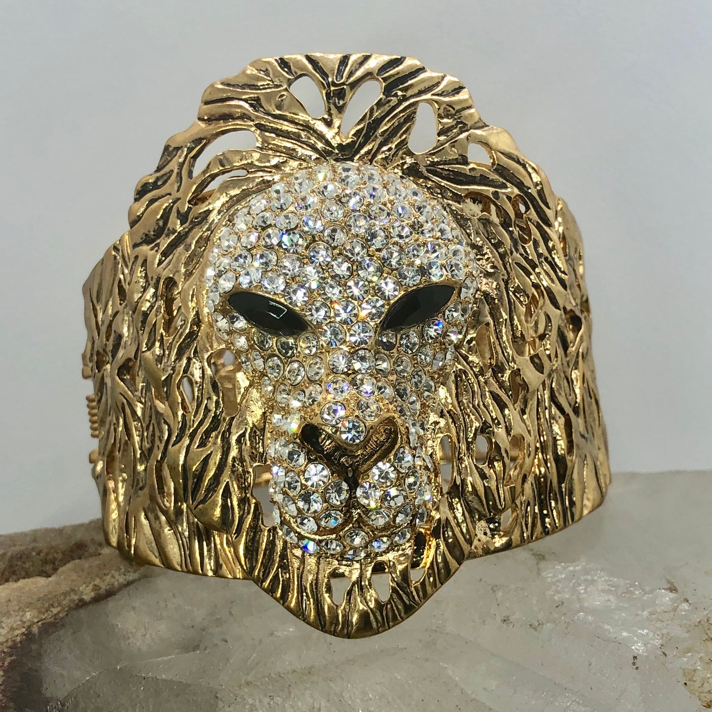Vintage Rhinestone Lion Gold Tone Hinged Clamper Bracelet