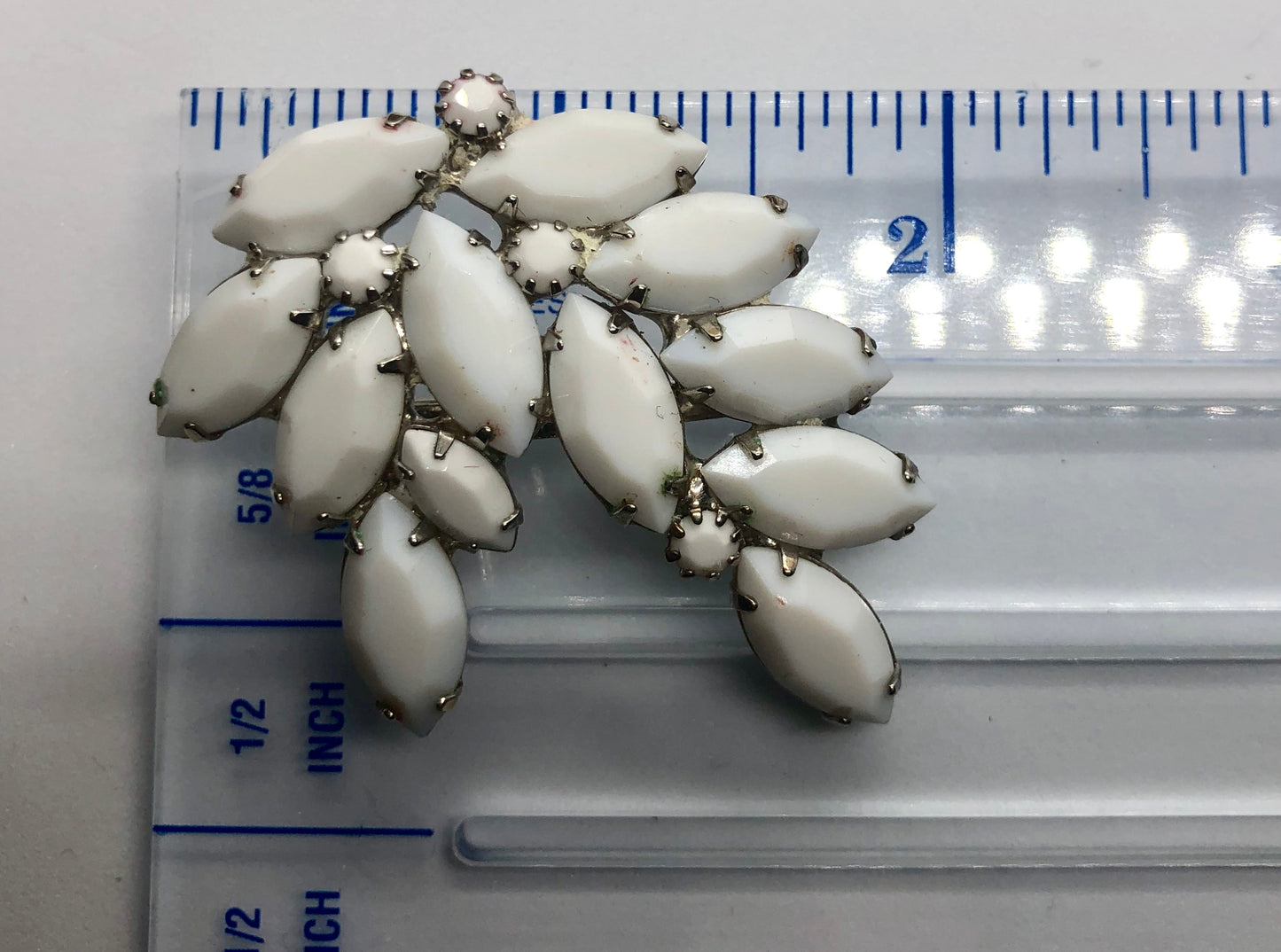 Vintage Marquis Cut White Milk Glass Spray Brooch