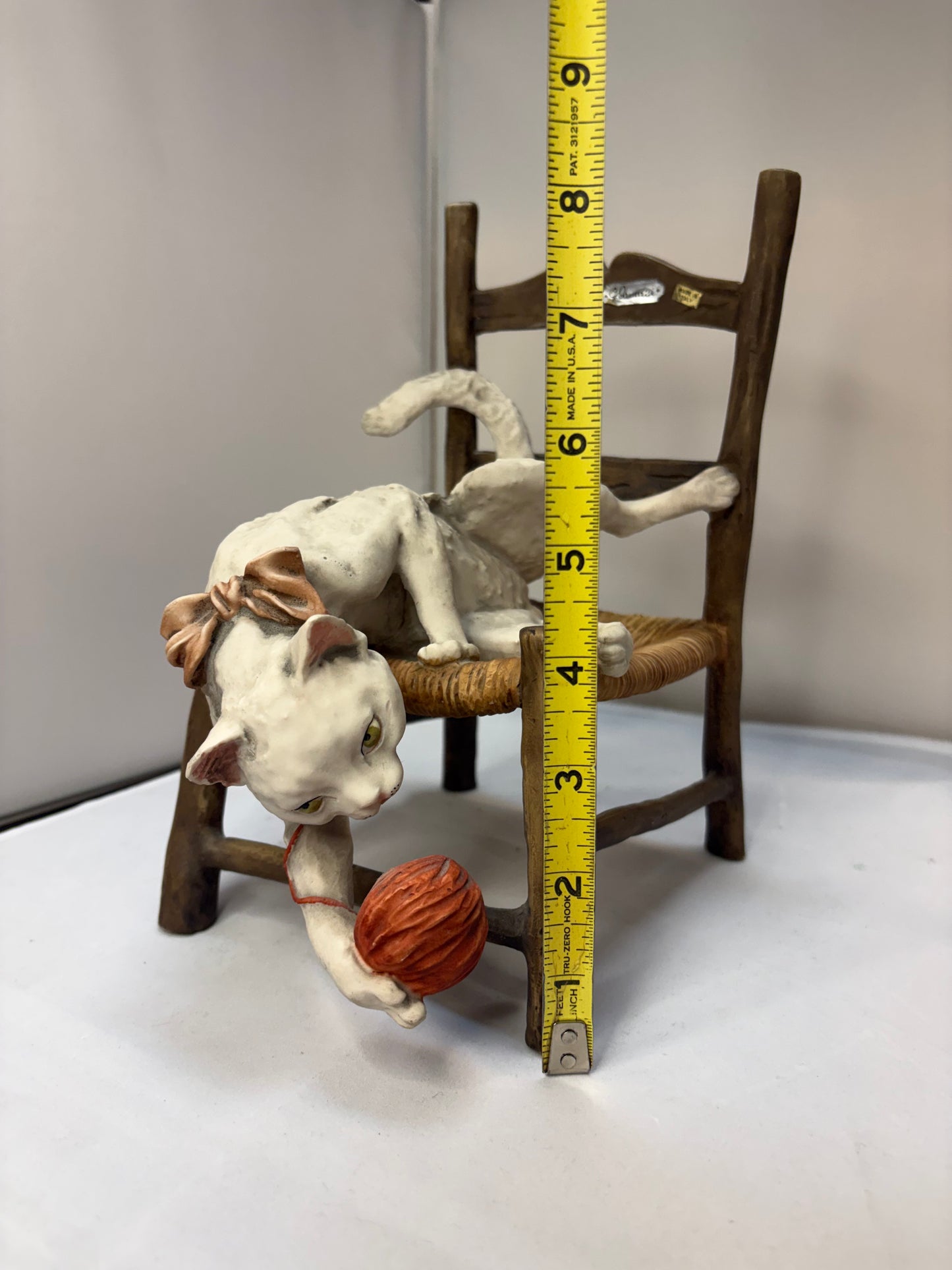 Giuseppe Armani Cat on Chair with Yarn Ball Italy