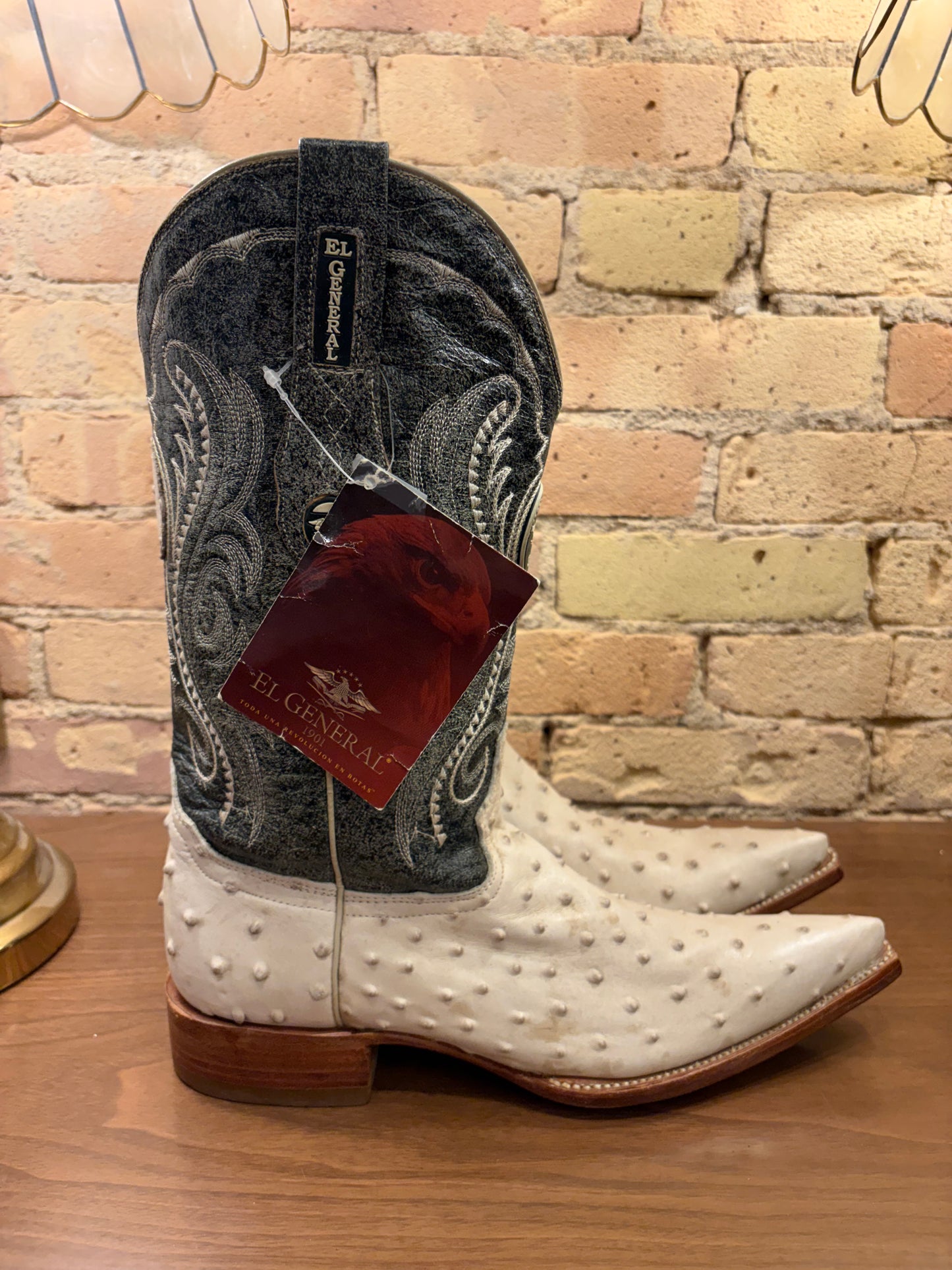 New El General Ostrich Leather Cowboy Boots 7