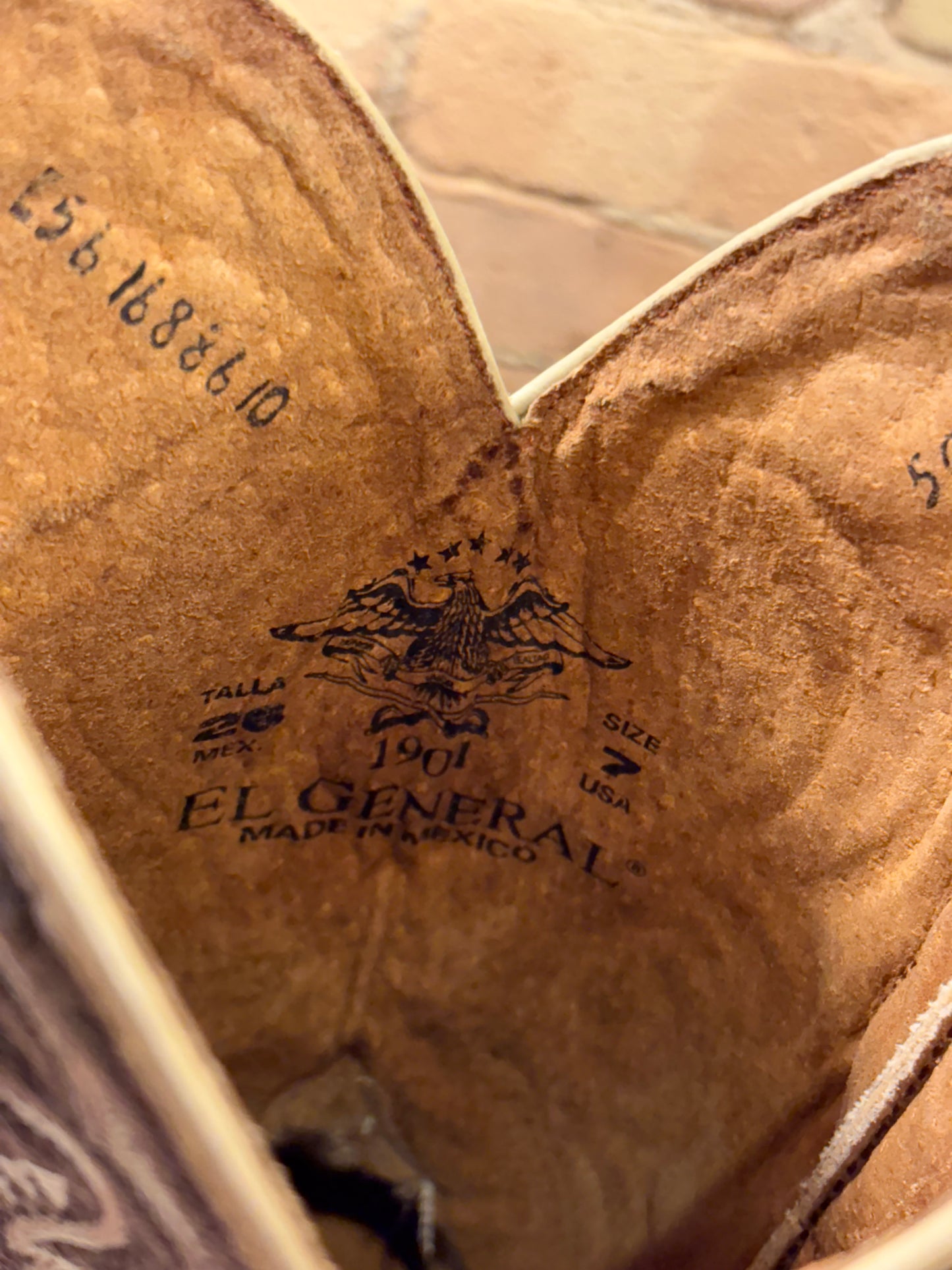 New El General Ostrich Leather Cowboy Boots 7