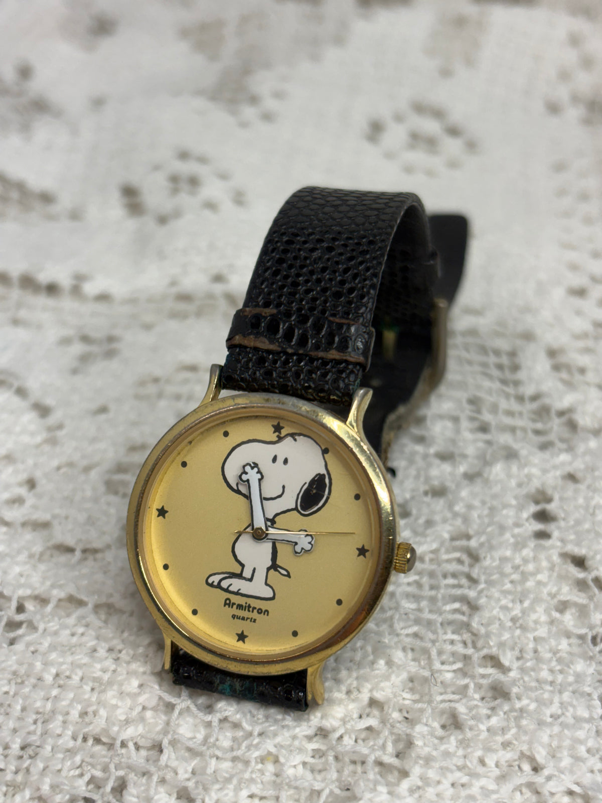 Armitron Quartz Silly Snoopy Watch