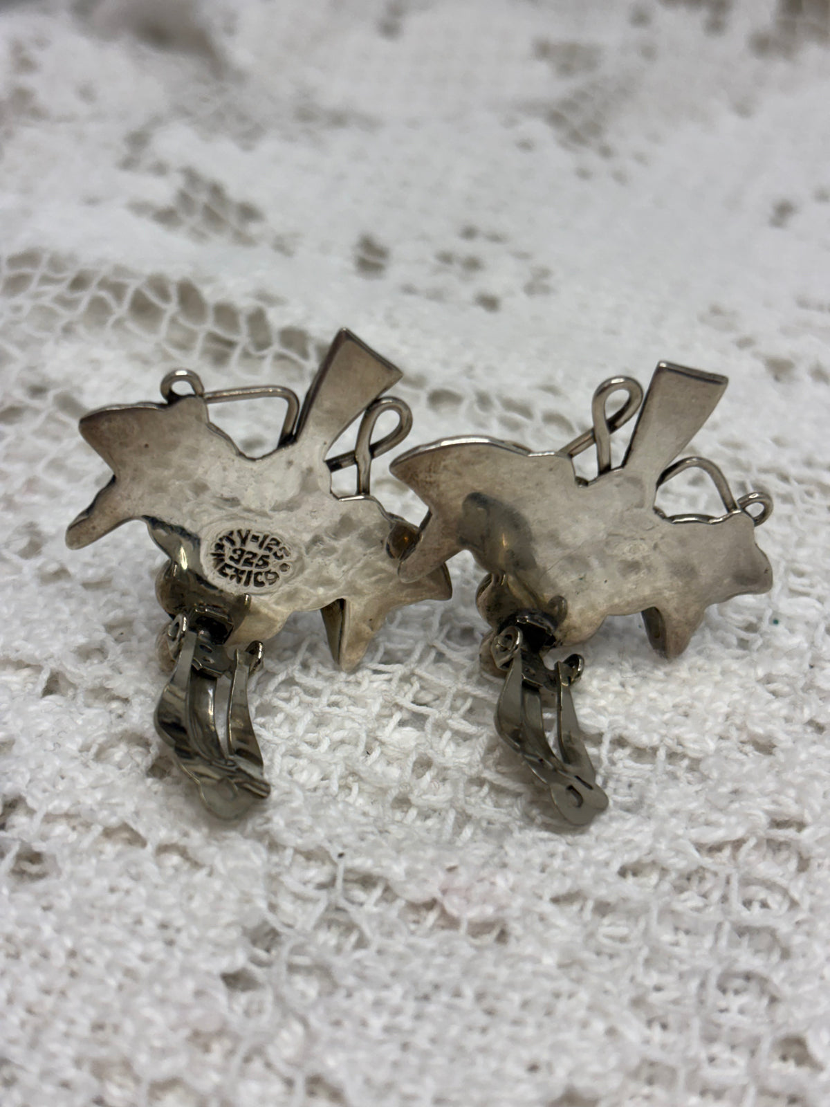 Taxco Sterling Silver Grape clip on Earrings TV-125