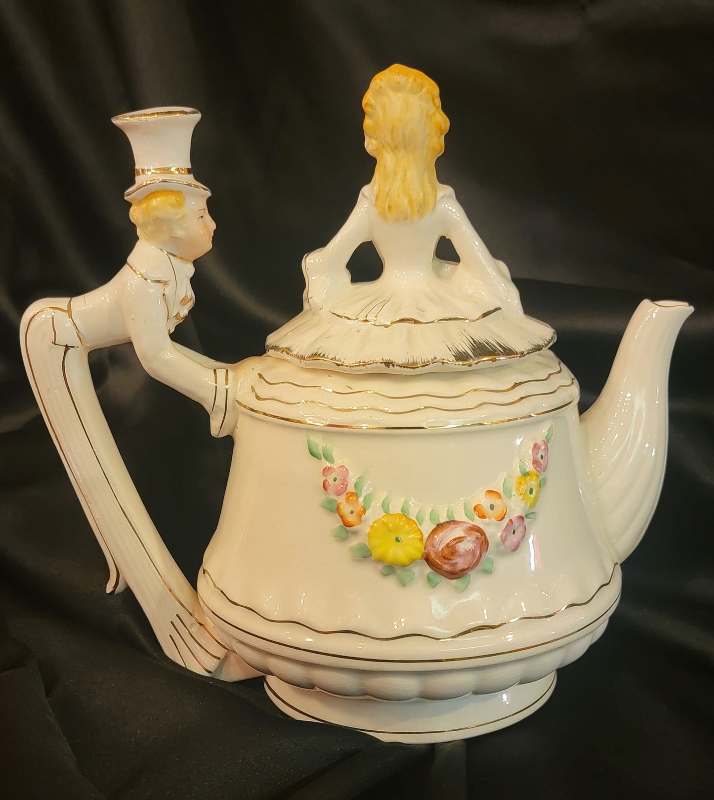 Vintage Betson Japan Victorian Lady And Butler Musical Teapot As Is