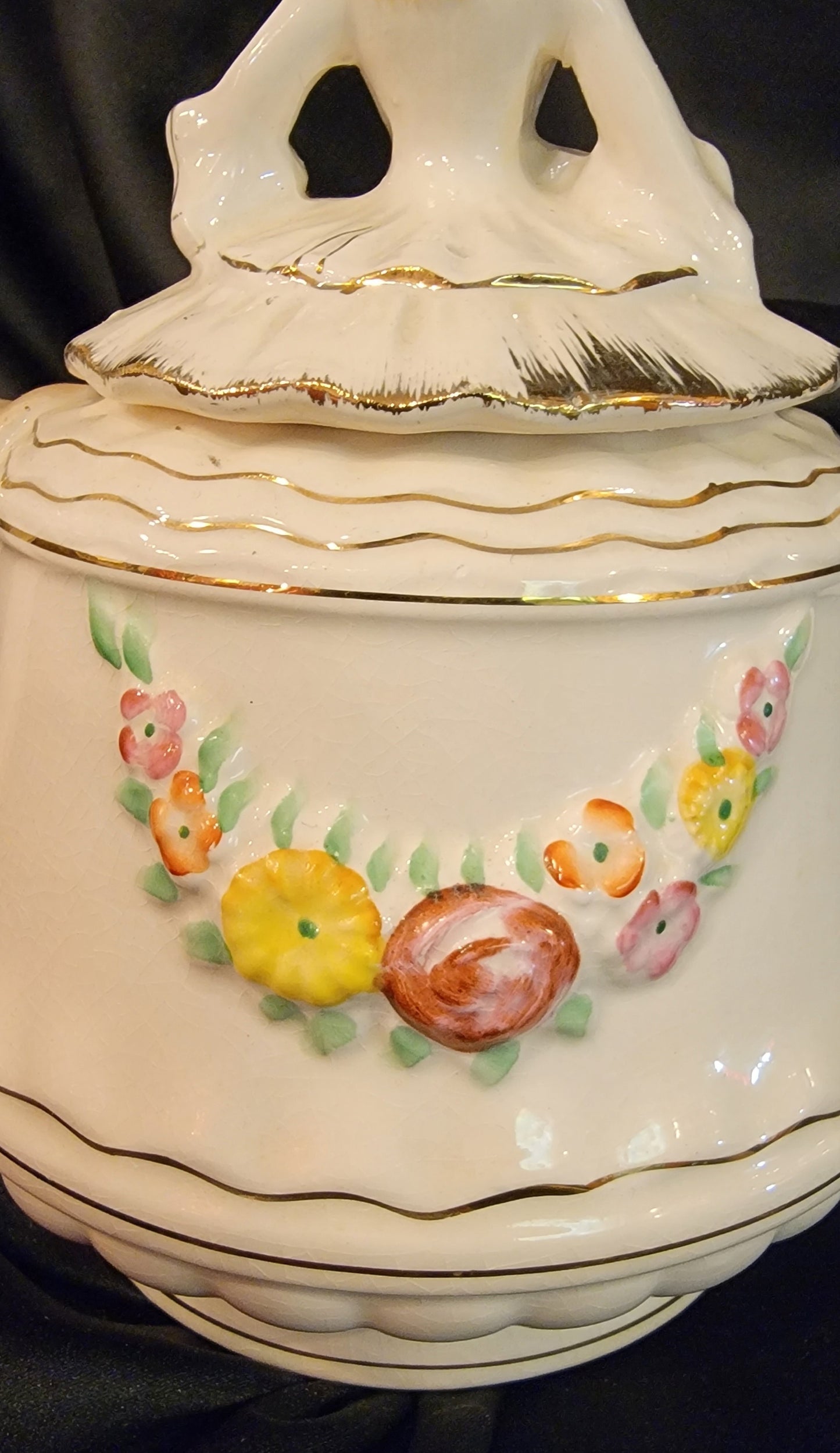 Vintage Betson Japan Victorian Lady And Butler Musical Teapot As Is