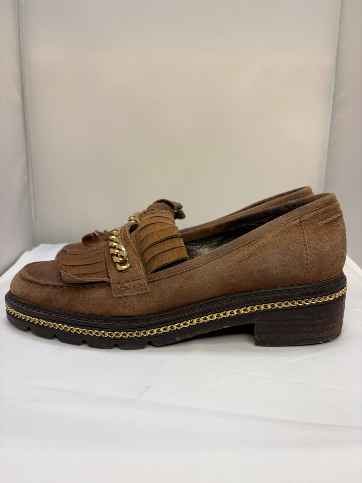 Stuart Weitzman Bmoc Chain & Suede Loafers