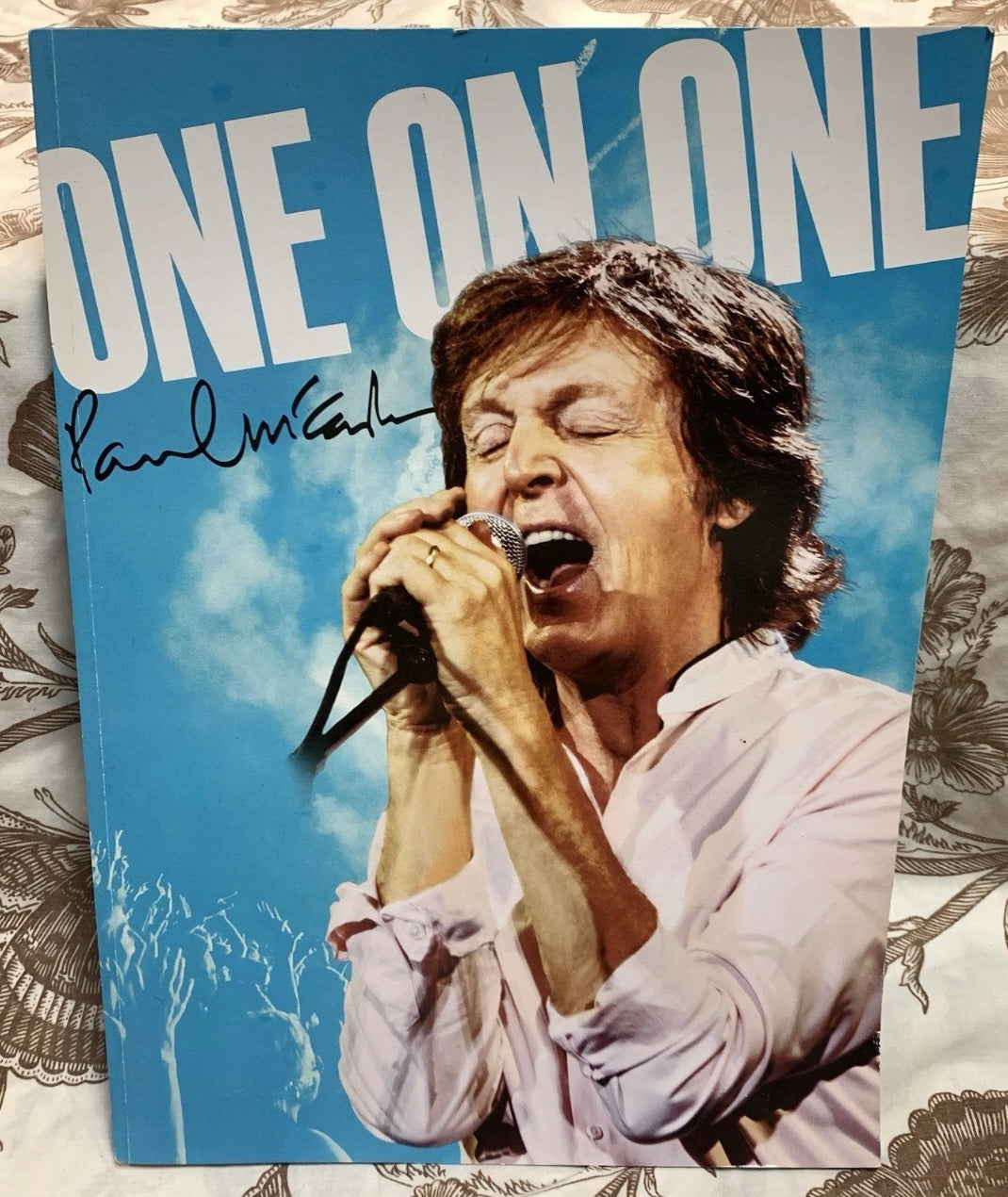 Paul McCartney One On One Concert 2016 Tour Souvenir Program Book