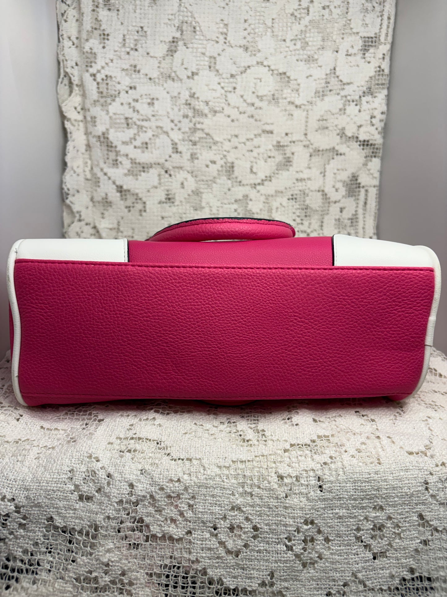 Juicy Couture Fashionista Bowler Pink Bag