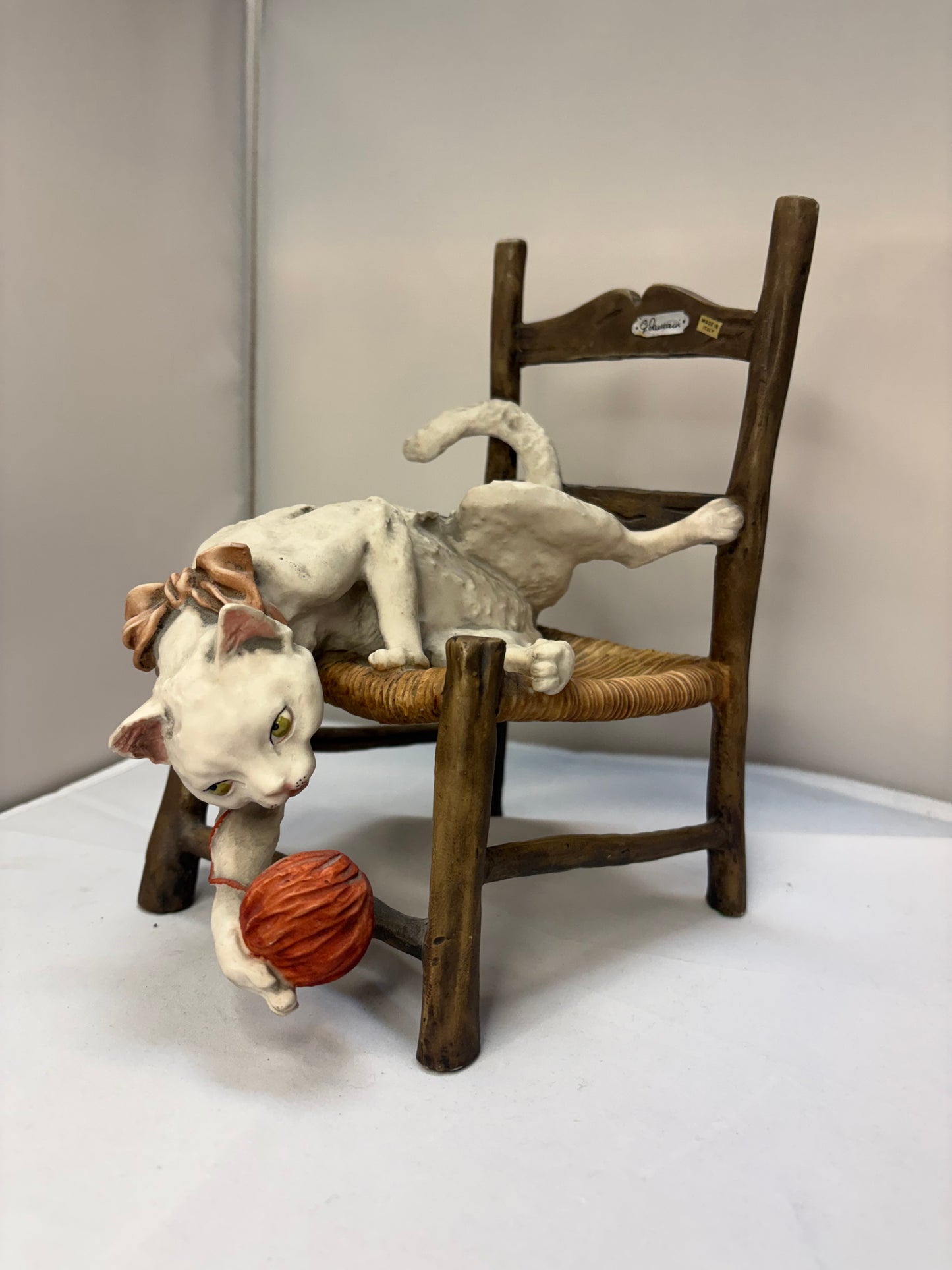 Giuseppe Armani Cat on Chair with Yarn Ball Italy