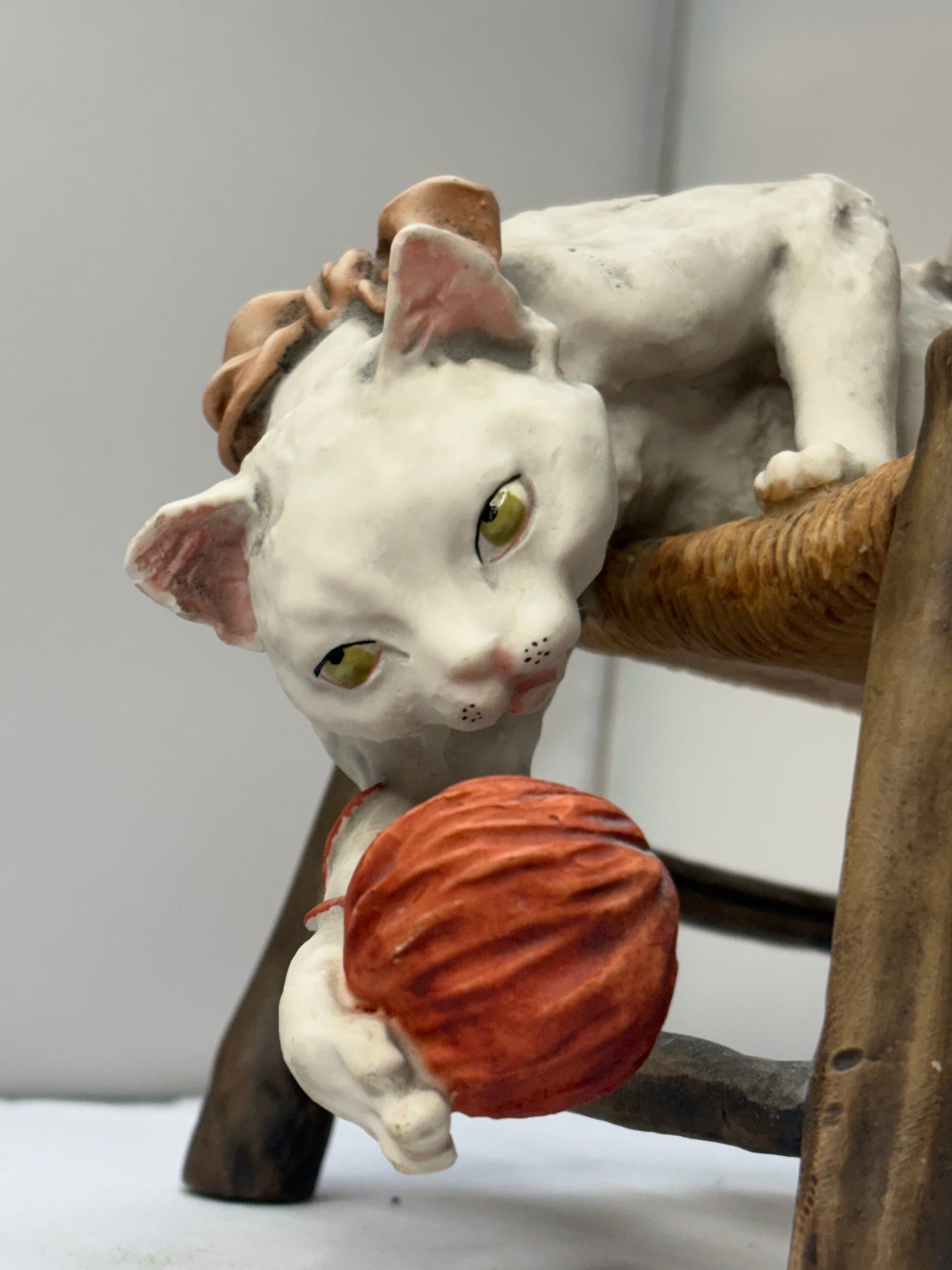 Giuseppe Armani Cat on Chair with Yarn Ball Italy