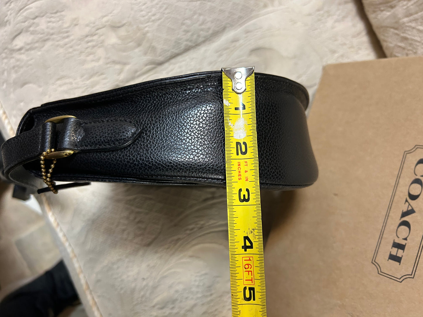 Coach Pebble Leather Madison Carlyle 4401 Flap Crossbody Handbag Black Purse Box