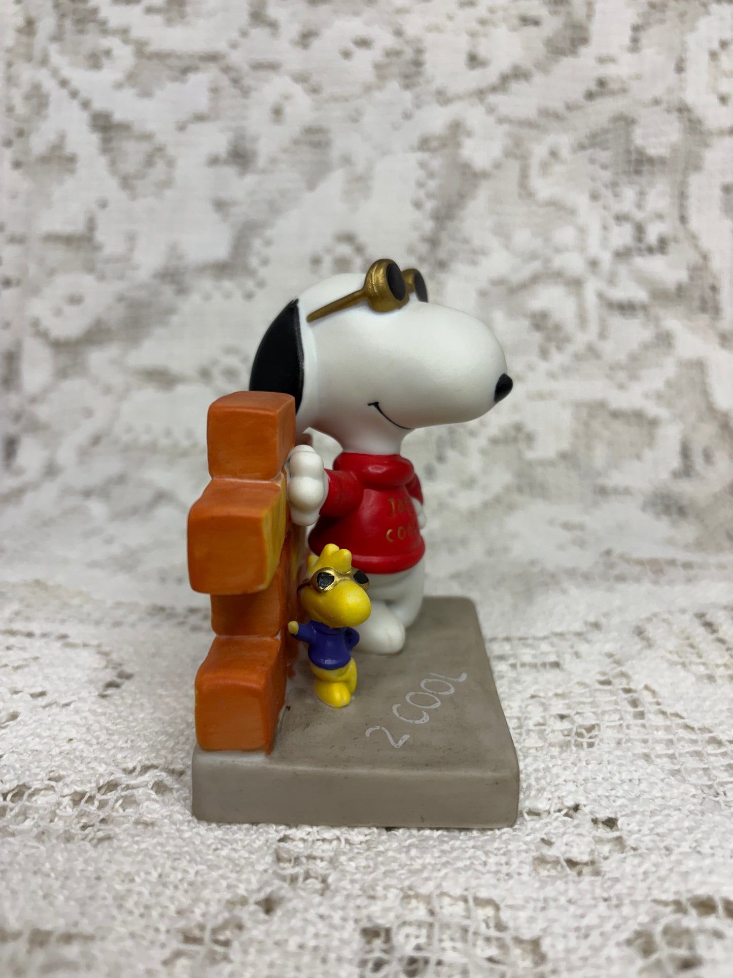 Hallmark Peanuts Gallery Snoopy Figurine “Joe Cool and Friend”