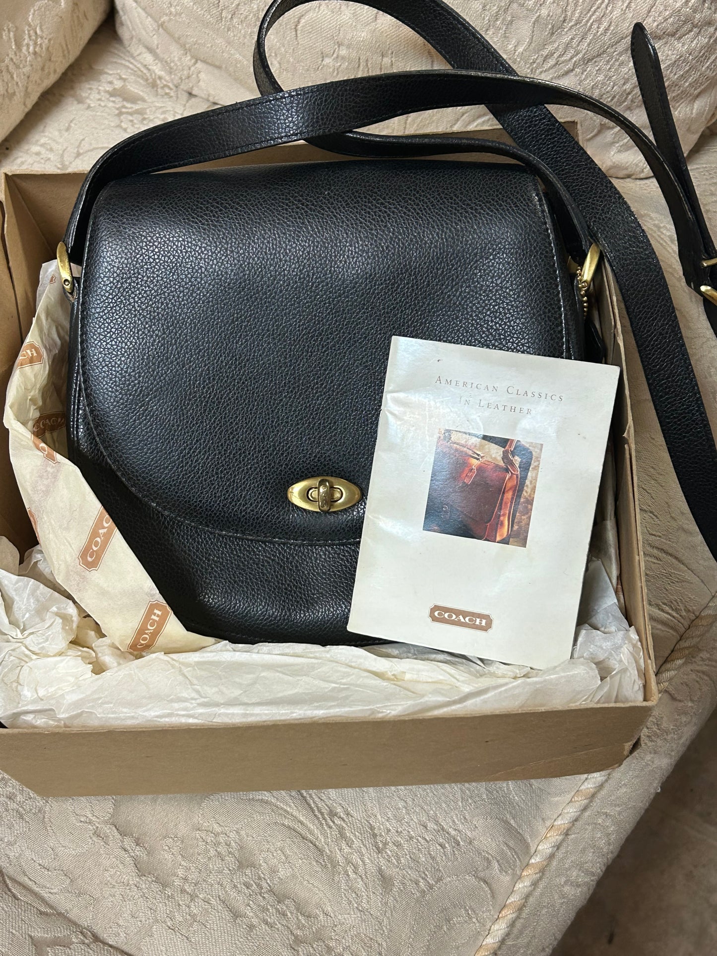 Coach Pebble Leather Madison Carlyle 4401 Flap Crossbody Handbag Black Purse Box