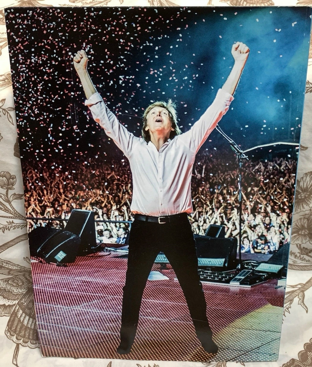 Paul McCartney One On One Concert 2016 Tour Souvenir Program Book