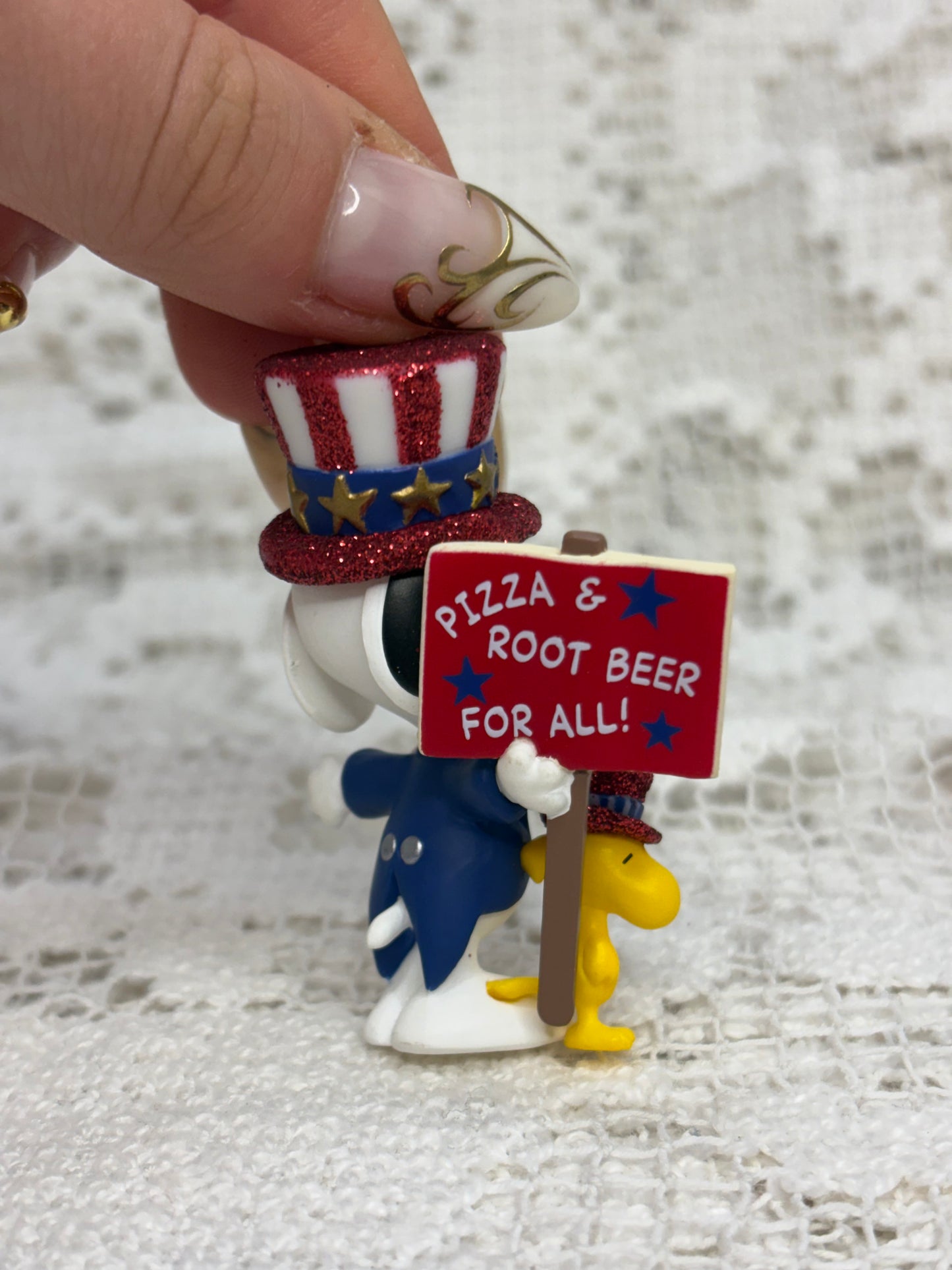 2004 Hallmark Snoopy “The Winning Ticket” Keepsake Ornament