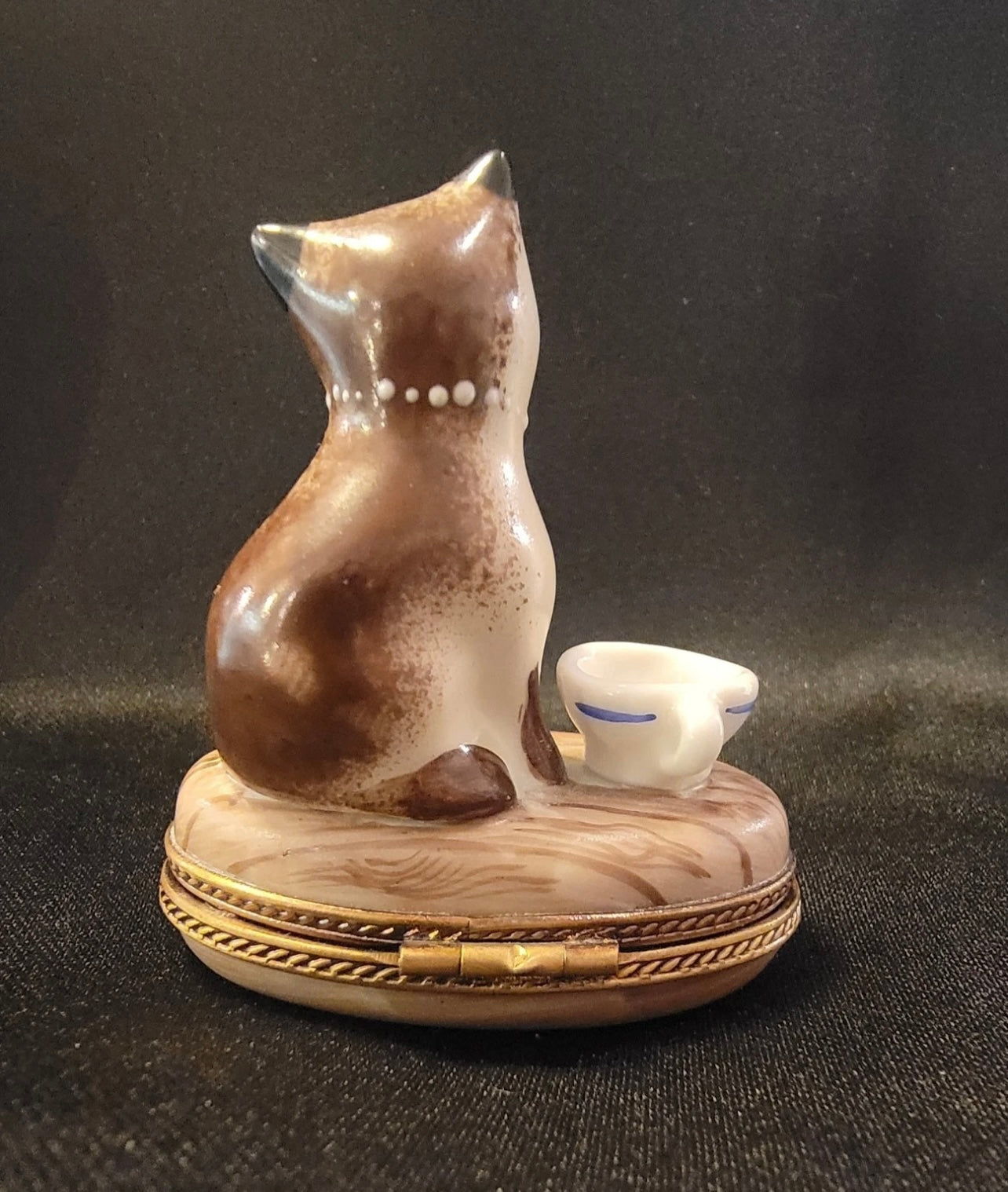 Vintage Limoges Handpainted Cat With Mouse Trinket Box