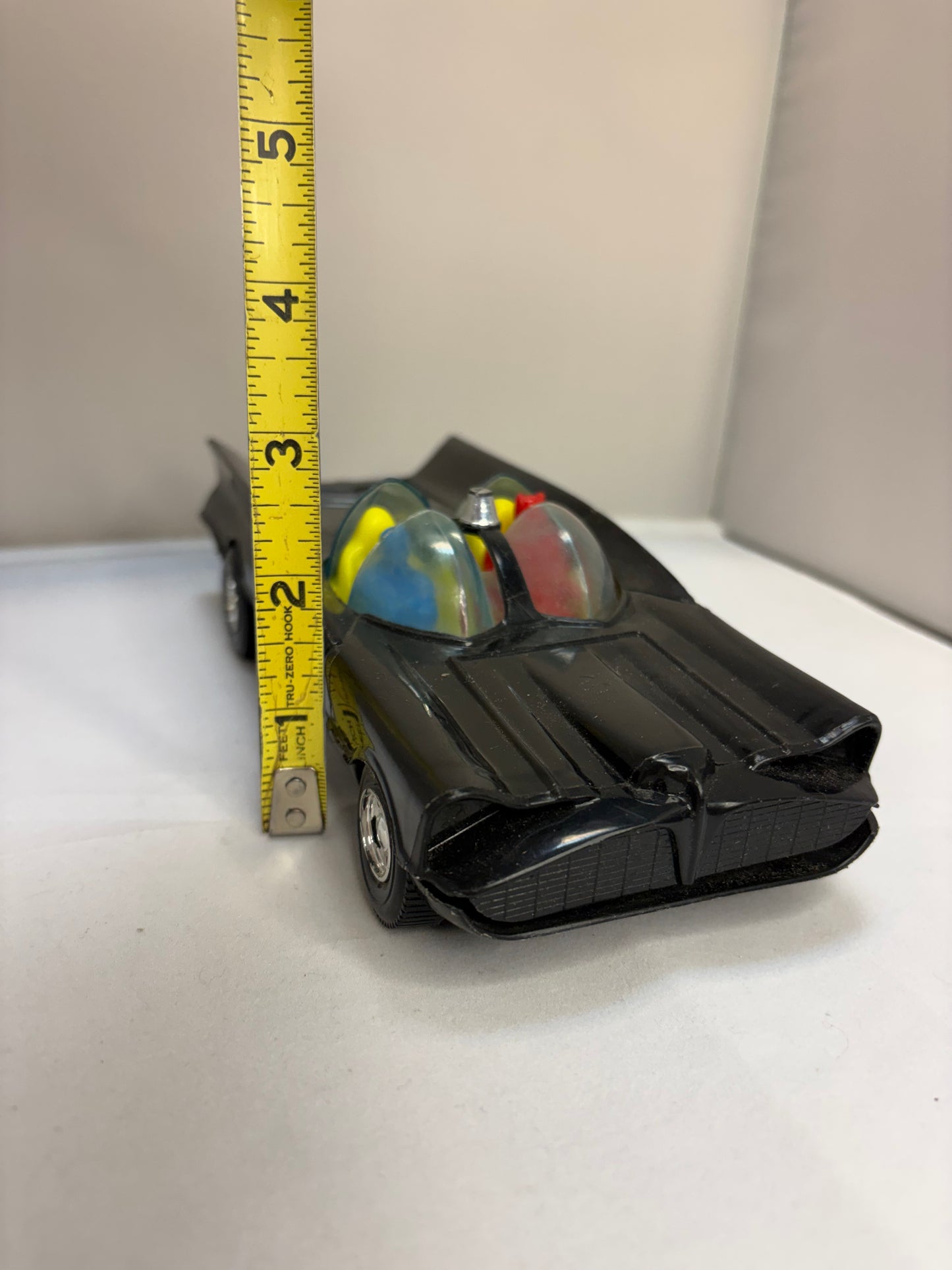 Vintage 1970’s Simm’s inc. N.529 Batmobile with Batman & Robin toy car