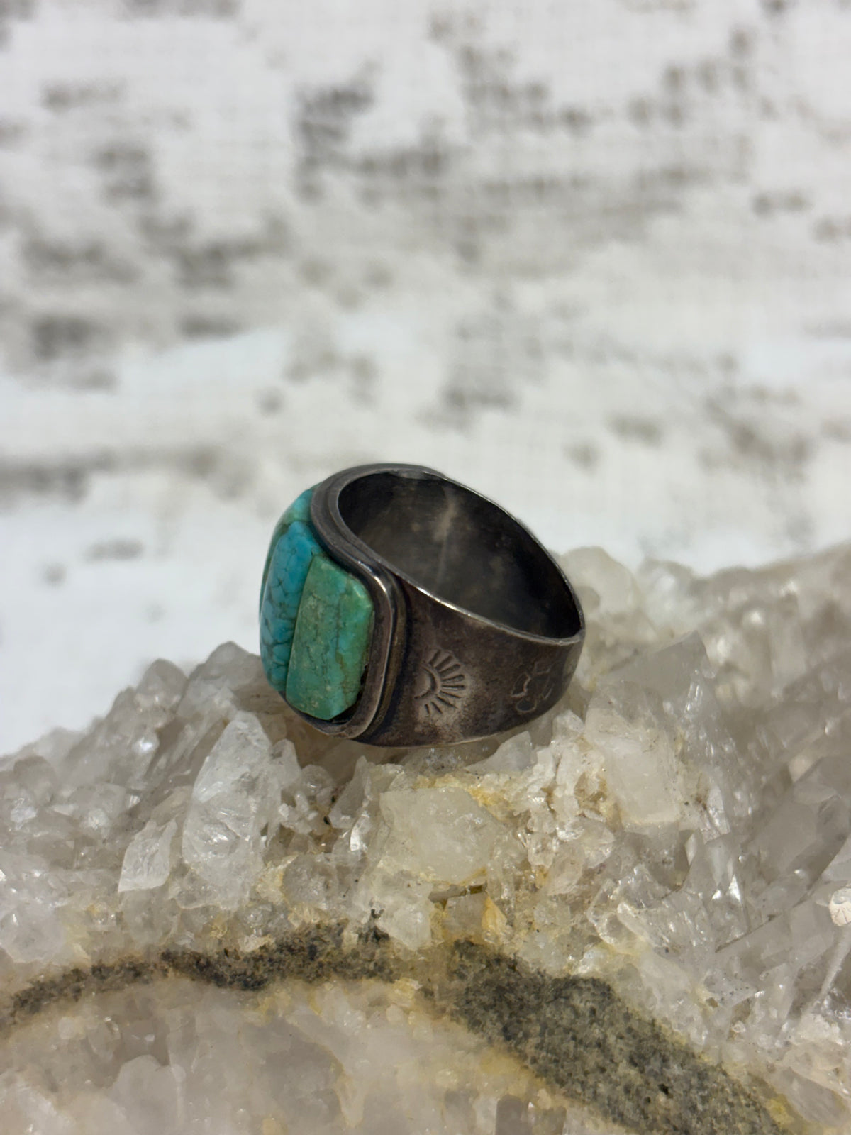 Vintage Native American Turquoise & Sterling Silver ring size 9