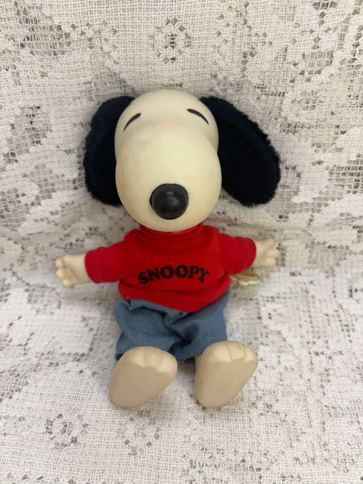 Vintage Knott’s Berry Farm Snoopy plush