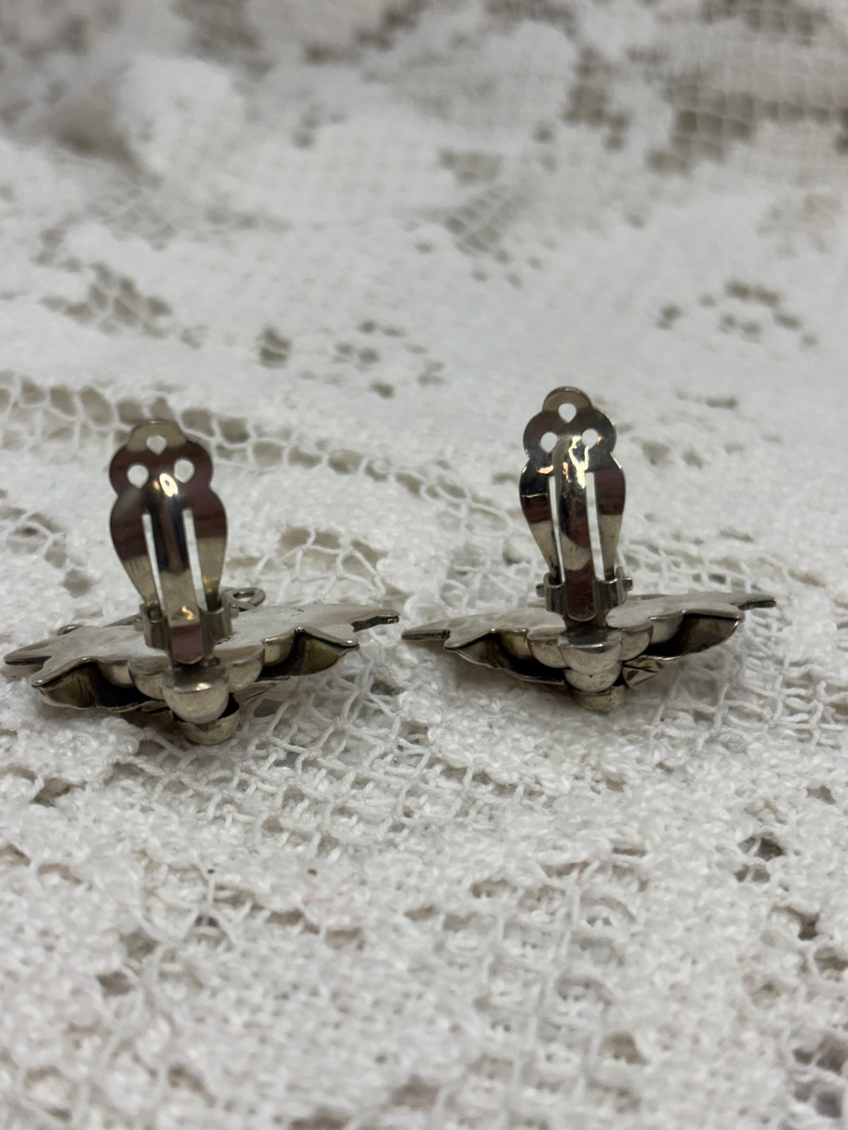 Taxco Sterling Silver Grape clip on Earrings TV-125