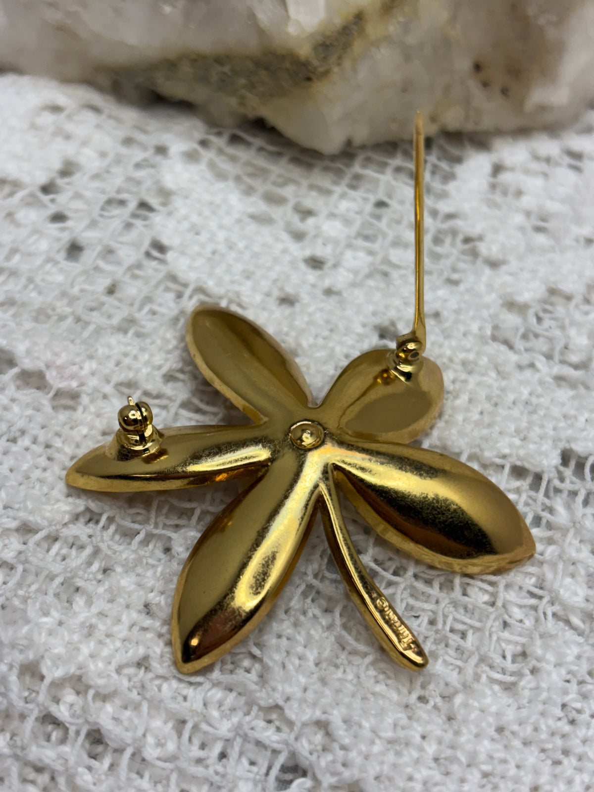 Crown Trifari Gold toned flower Brooch & Clip on Earrings set