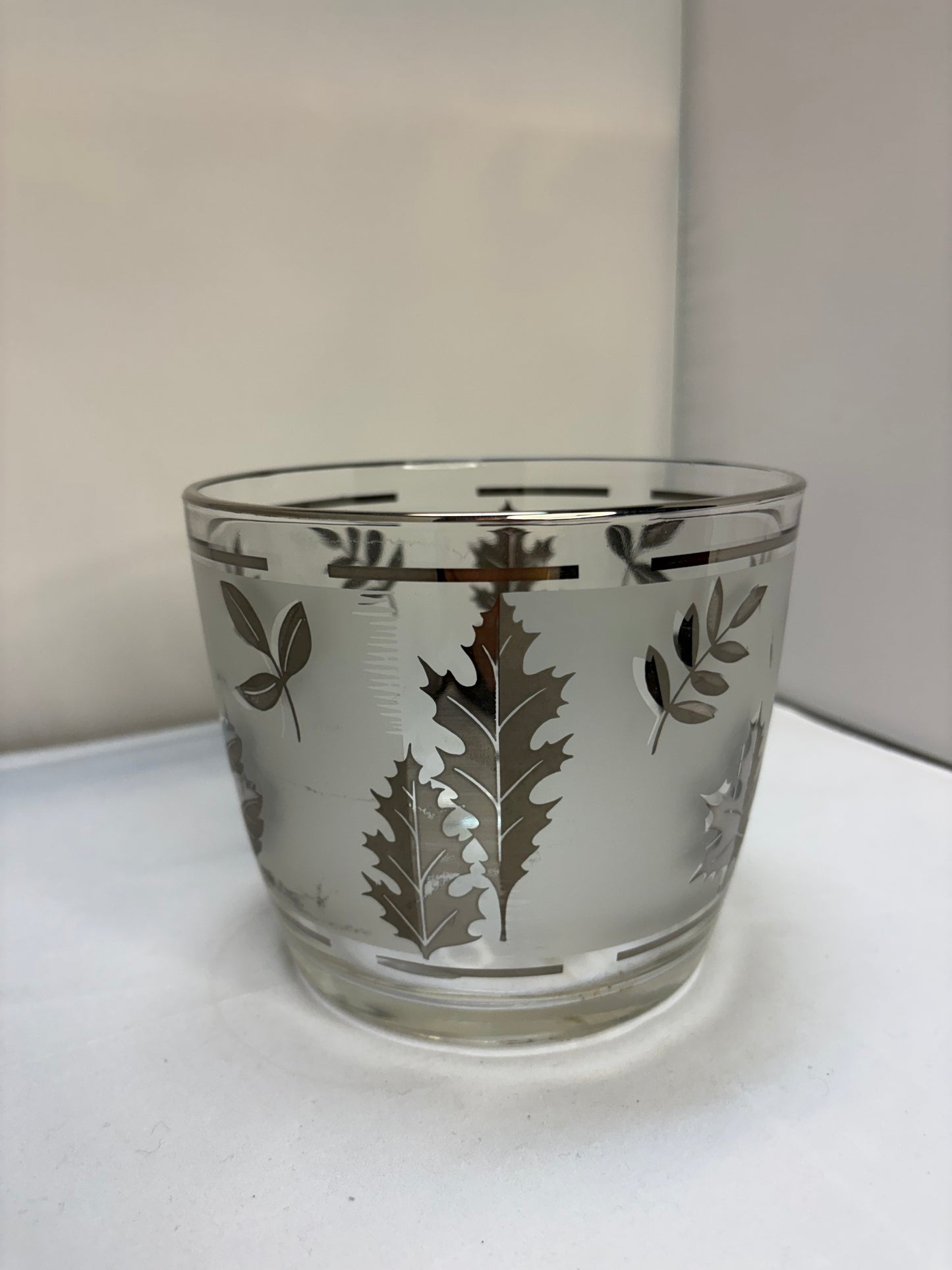 1960’s 10pc Mid-Century Modern Libbey Starlyte Frosted Silver Leaf Tumbler Glasses, Ice Bucket and Caddy