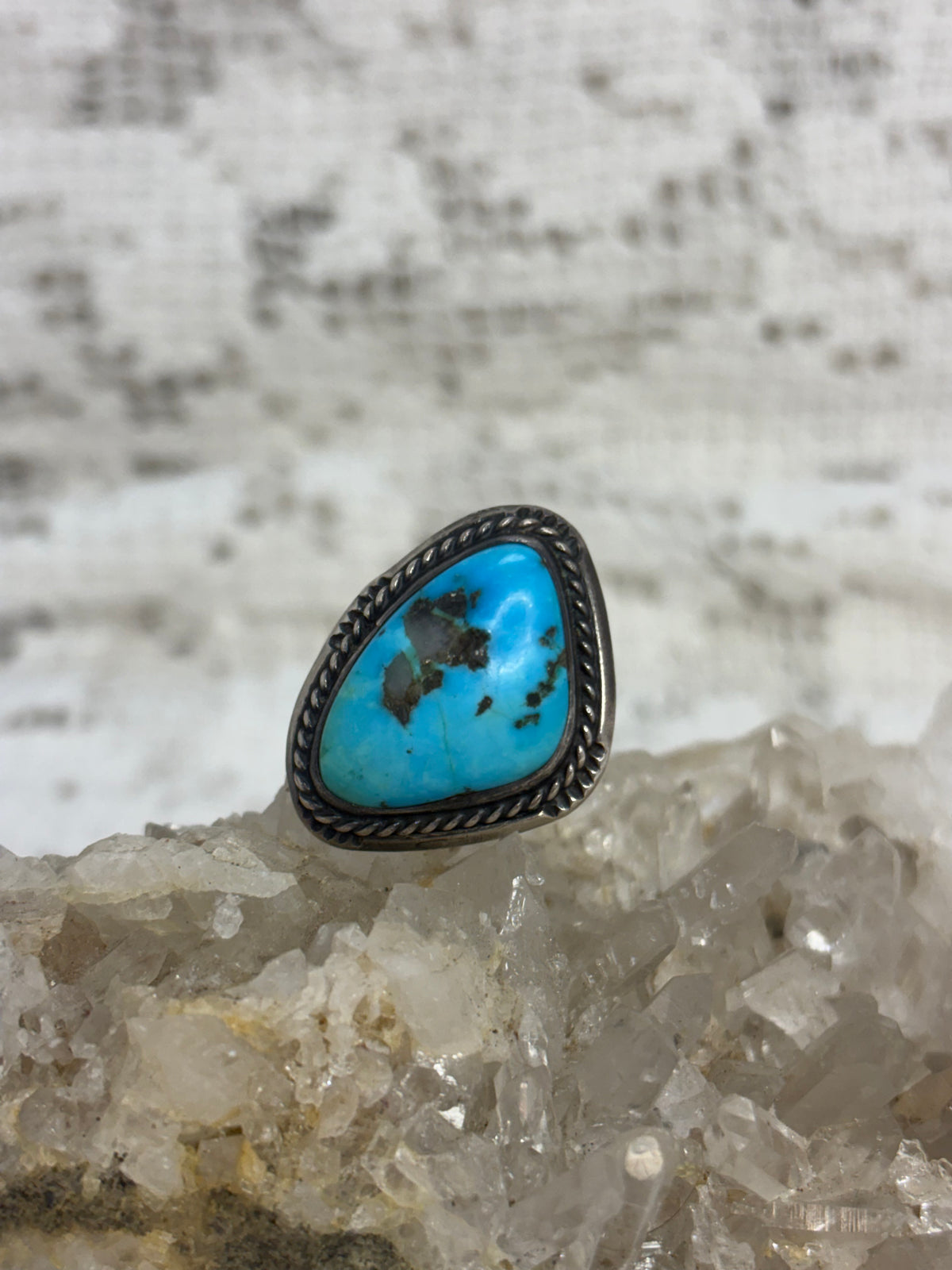 Navajo Vintage Kingman Turquoise sterling silver ring size 5.75
