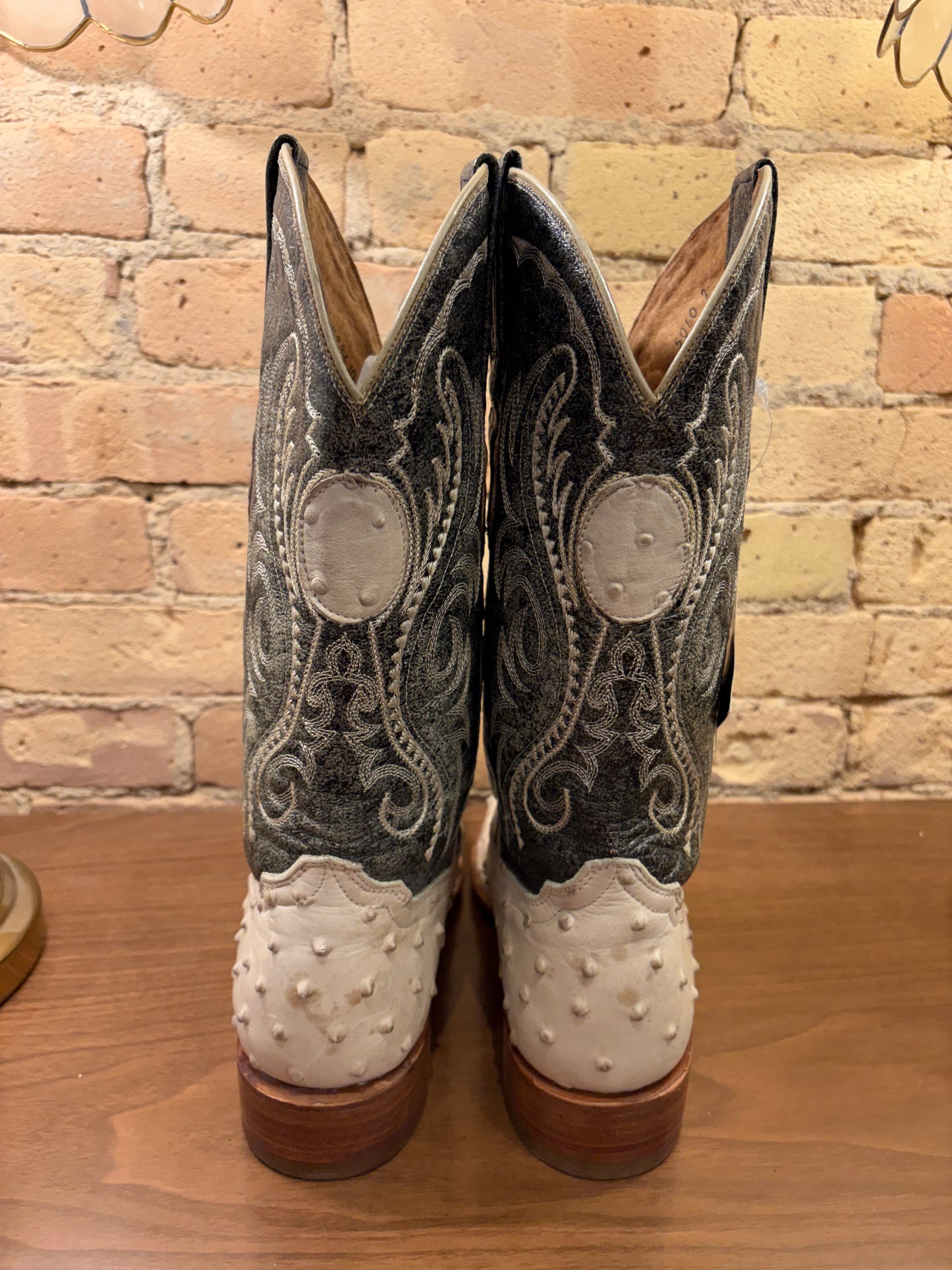 New El General Ostrich Leather Cowboy Boots 7