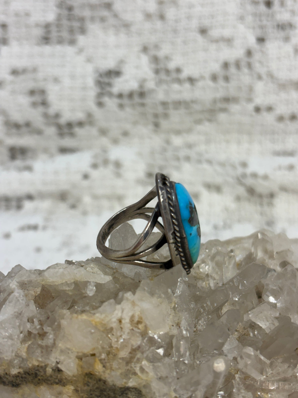 Navajo Vintage Kingman Turquoise sterling silver ring size 5.75