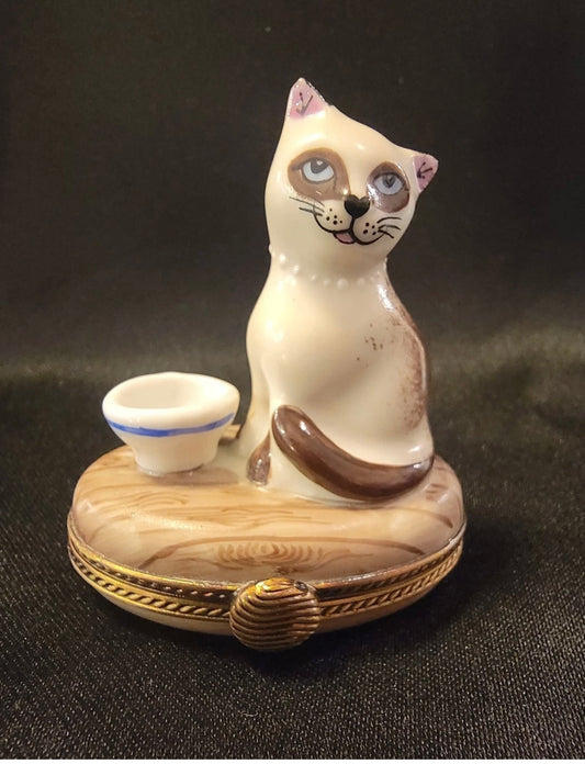 Vintage Limoges Handpainted Cat With Mouse Trinket Box