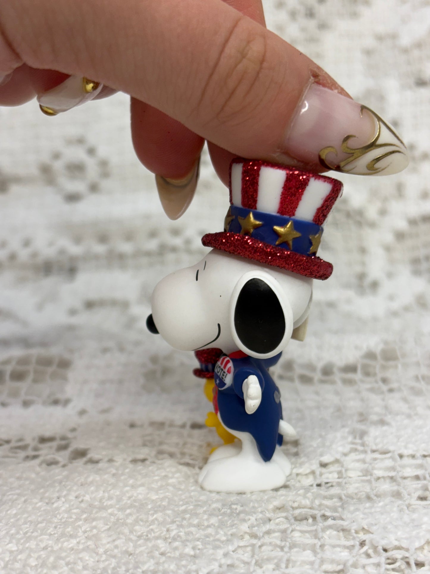 2004 Hallmark Snoopy “The Winning Ticket” Keepsake Ornament